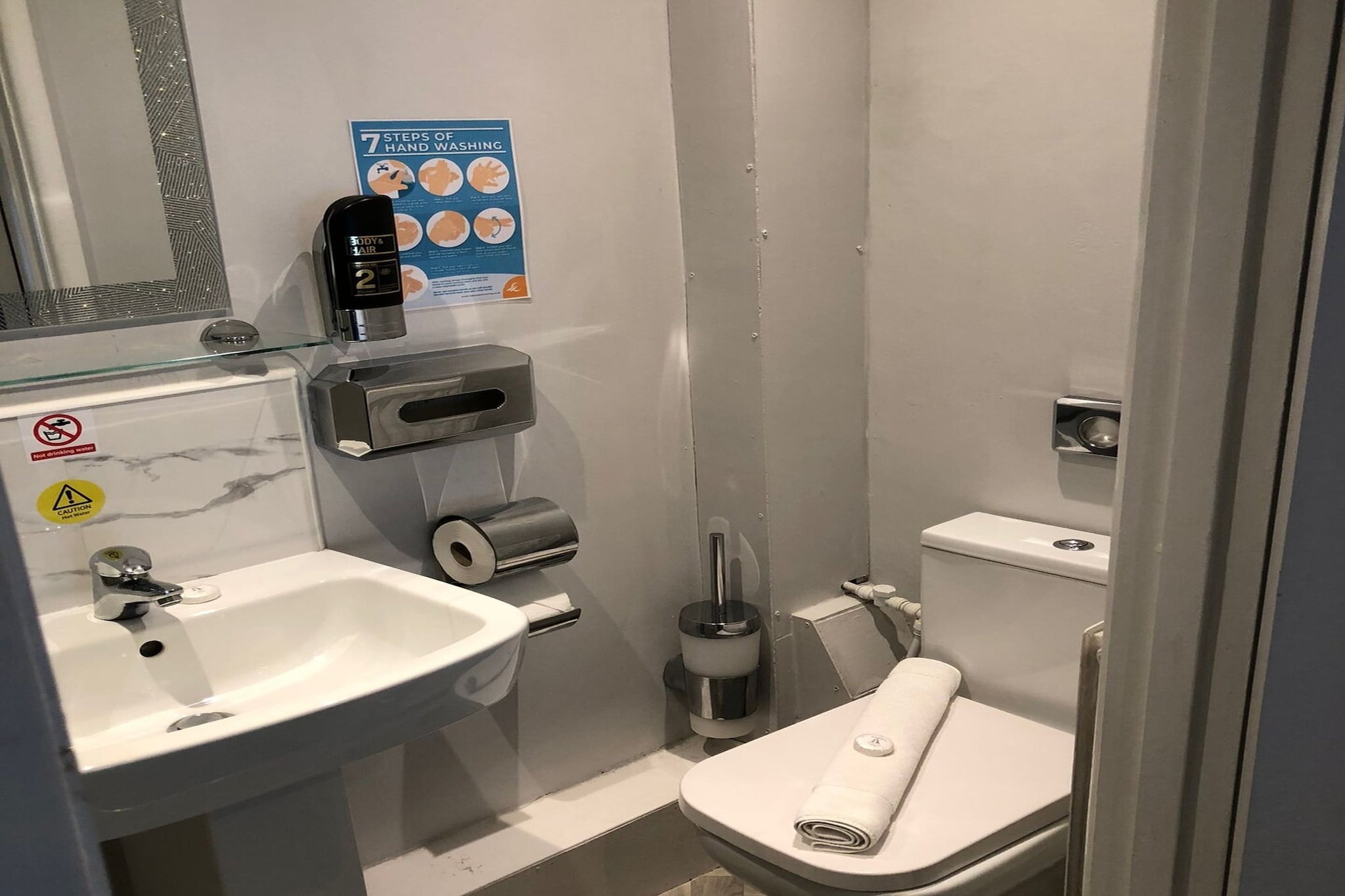 Deluxe Double Room-Badezimmer
