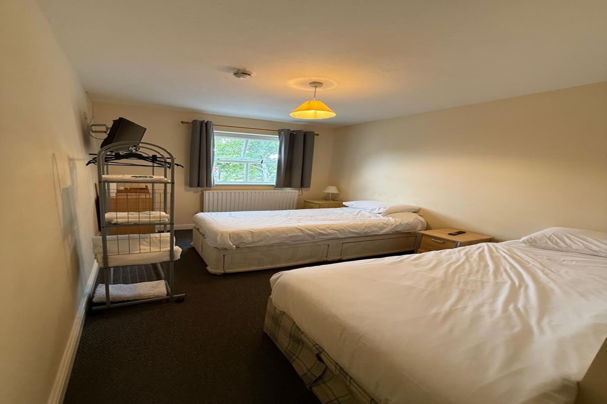 Standard Double Room - Schlafzimmer