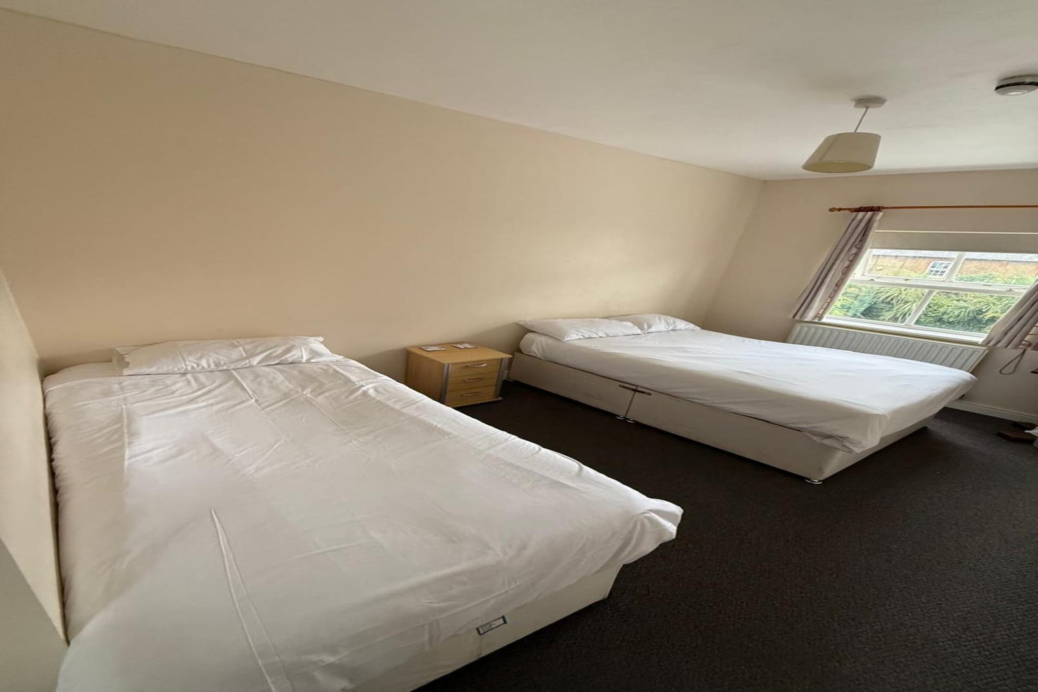 Standard Twin Room-Slaapkamer