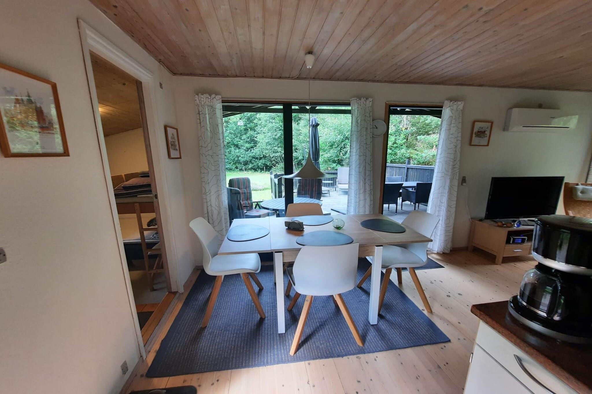 6 Personen Ferienhaus in Højby-Innen