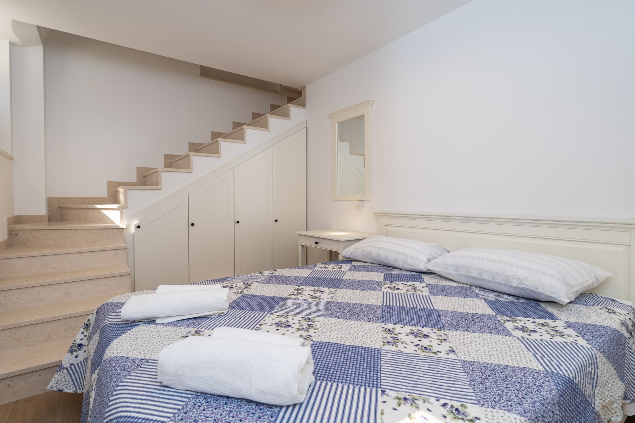 Apartment Nikolica - Two Bedroom Apartment with Terrace-Slaapkamer
