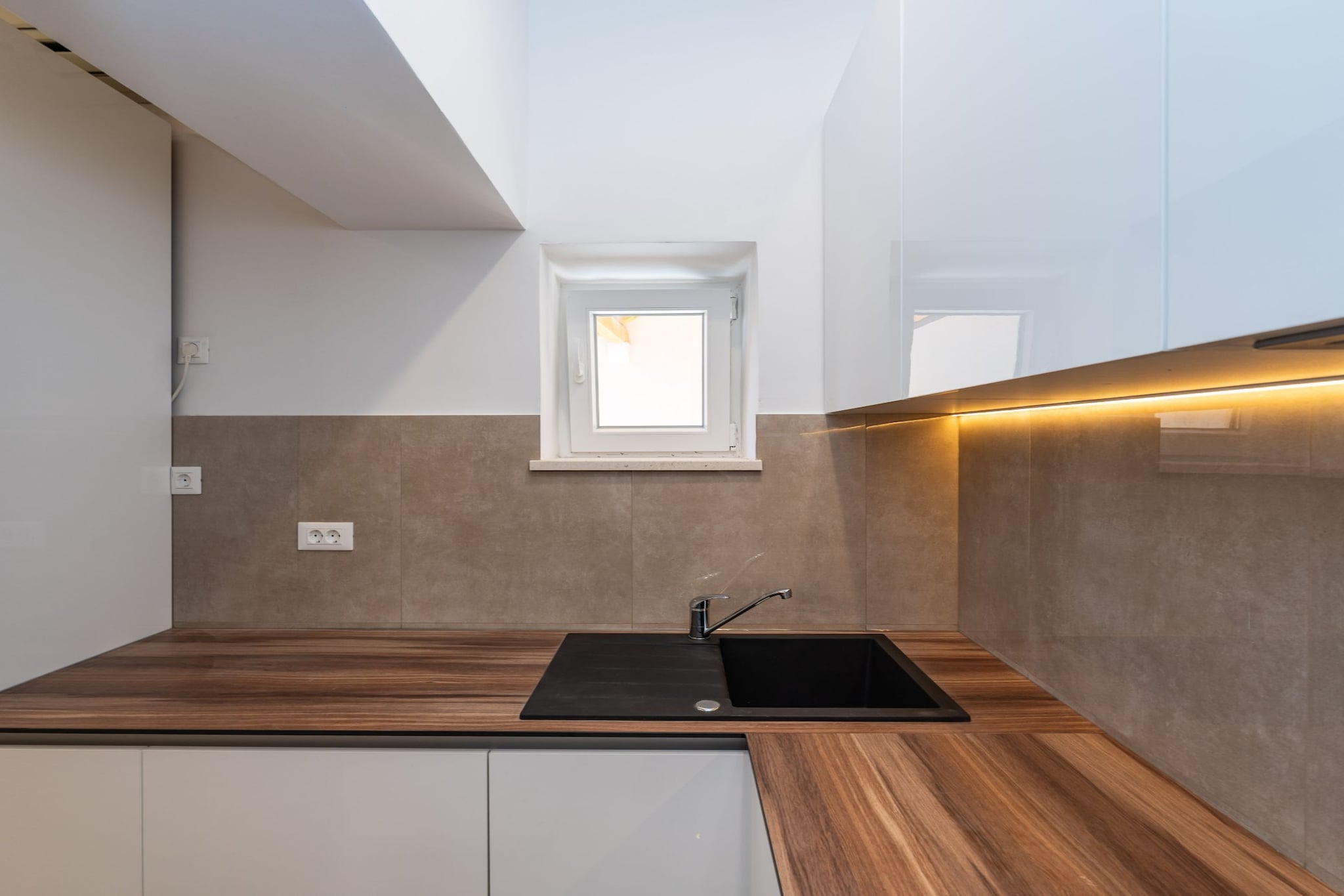 Apartment Nikolica - Two Bedroom Apartment with Terrace-Keuken