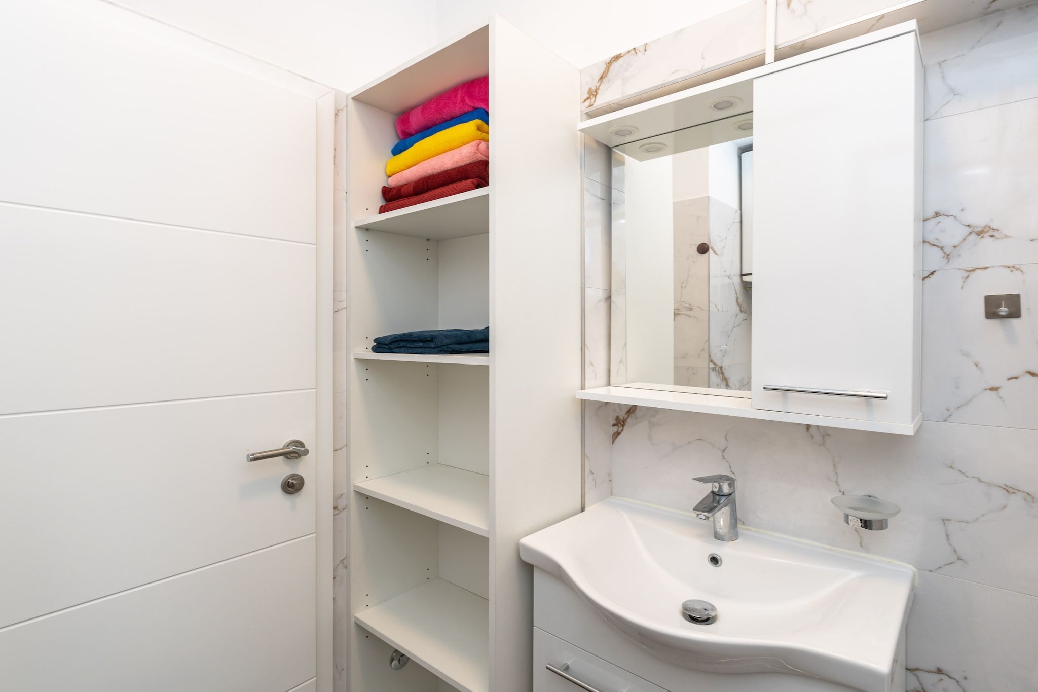 Apartment Nikolica - Two Bedroom Apartment with Terrace-Badkamer