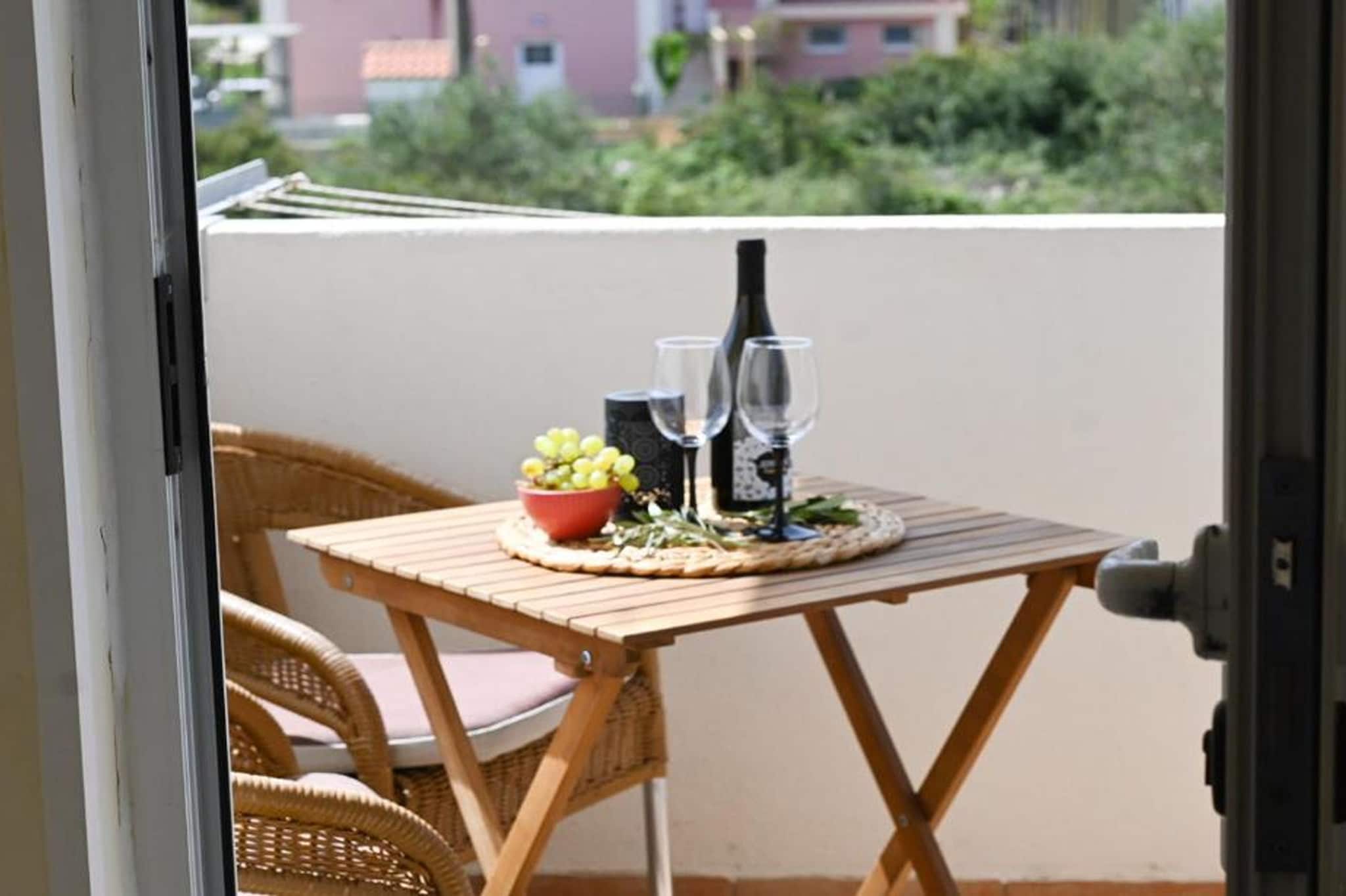 Apartment Zara - Two Bedroom Apartment with Balcony-Terrasbalkon