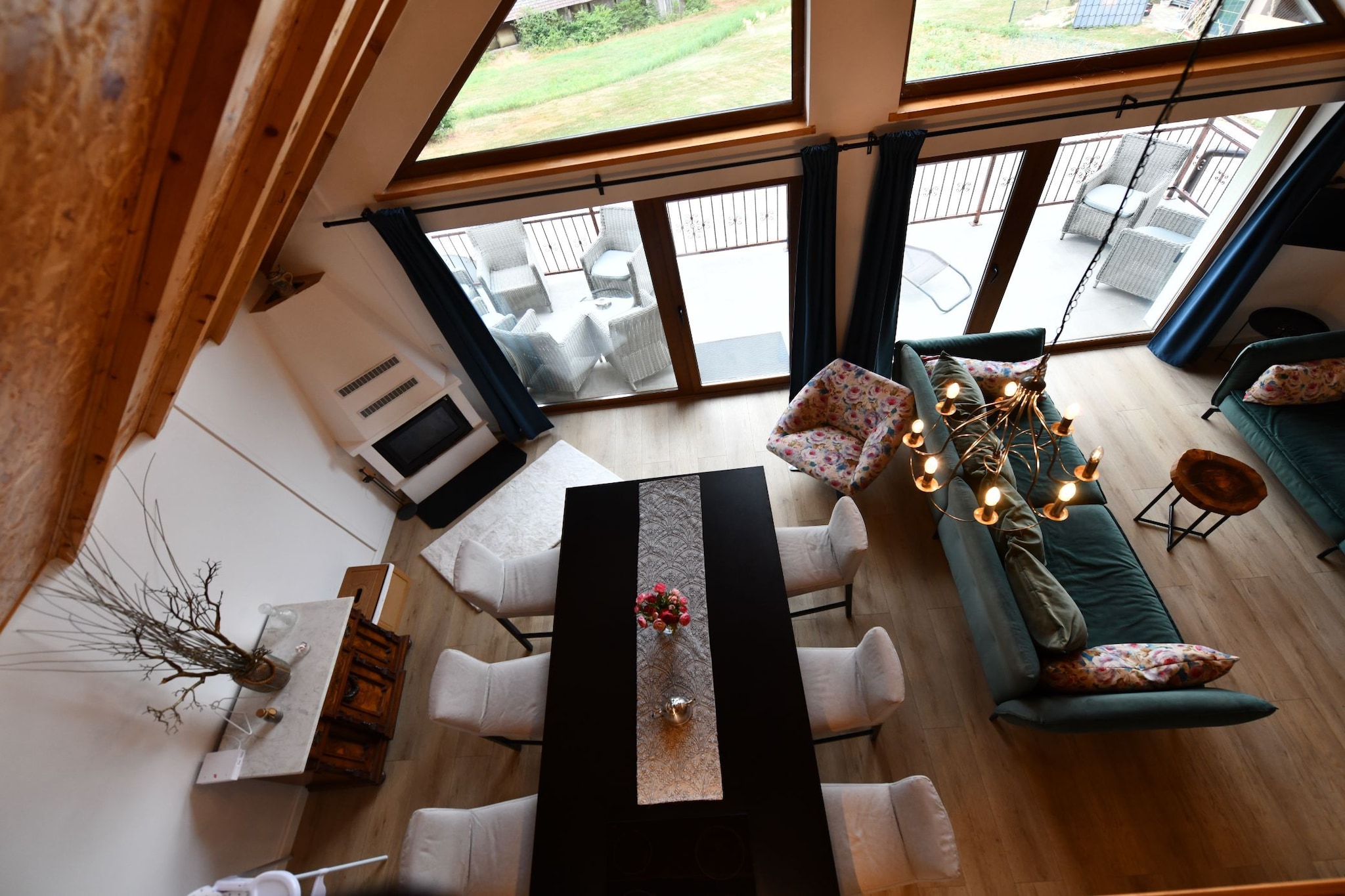 Plivanje u zalazak sunca - Three Bedroom House-Salon
