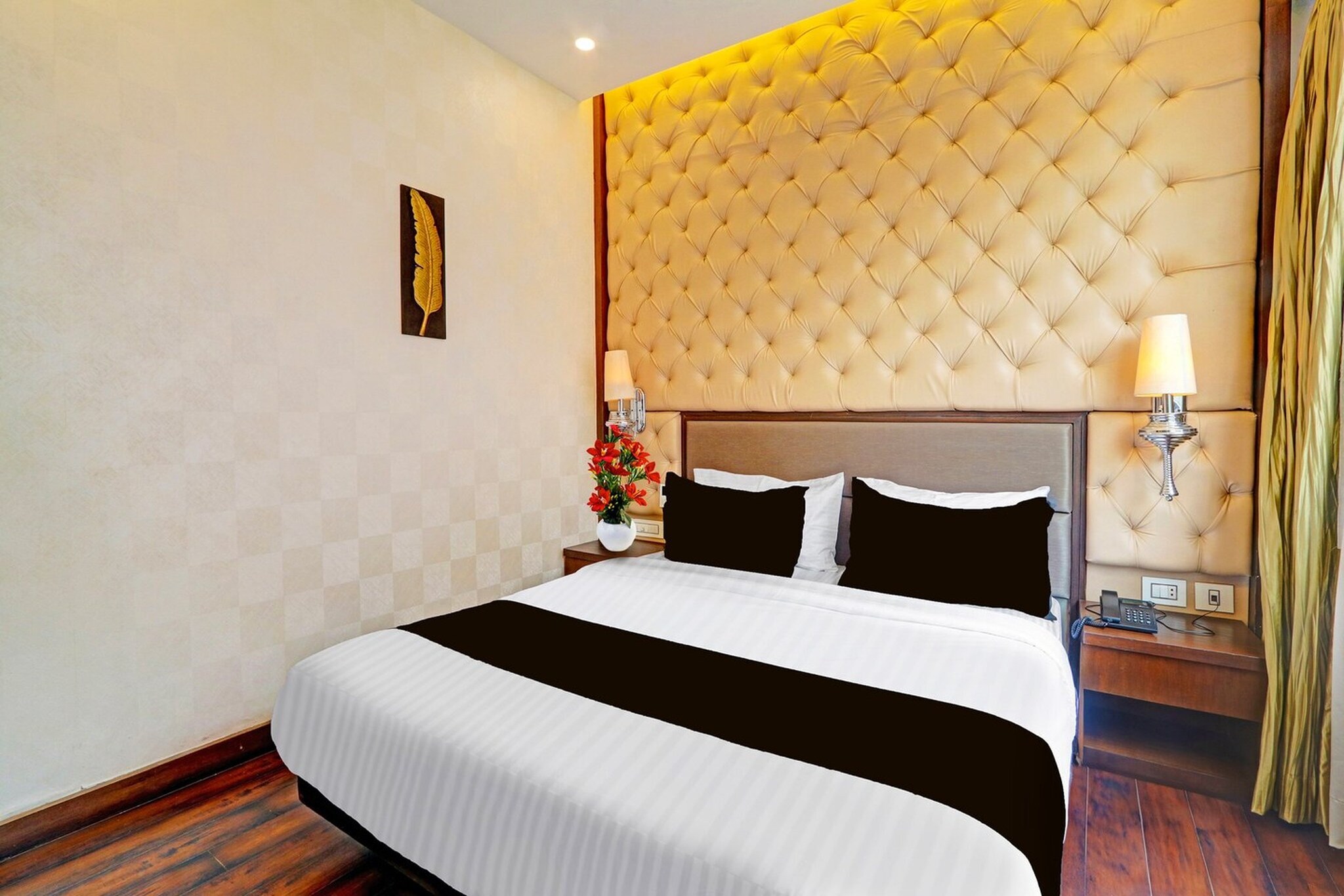 Palette Hotel Zero Mile Sitabuldi