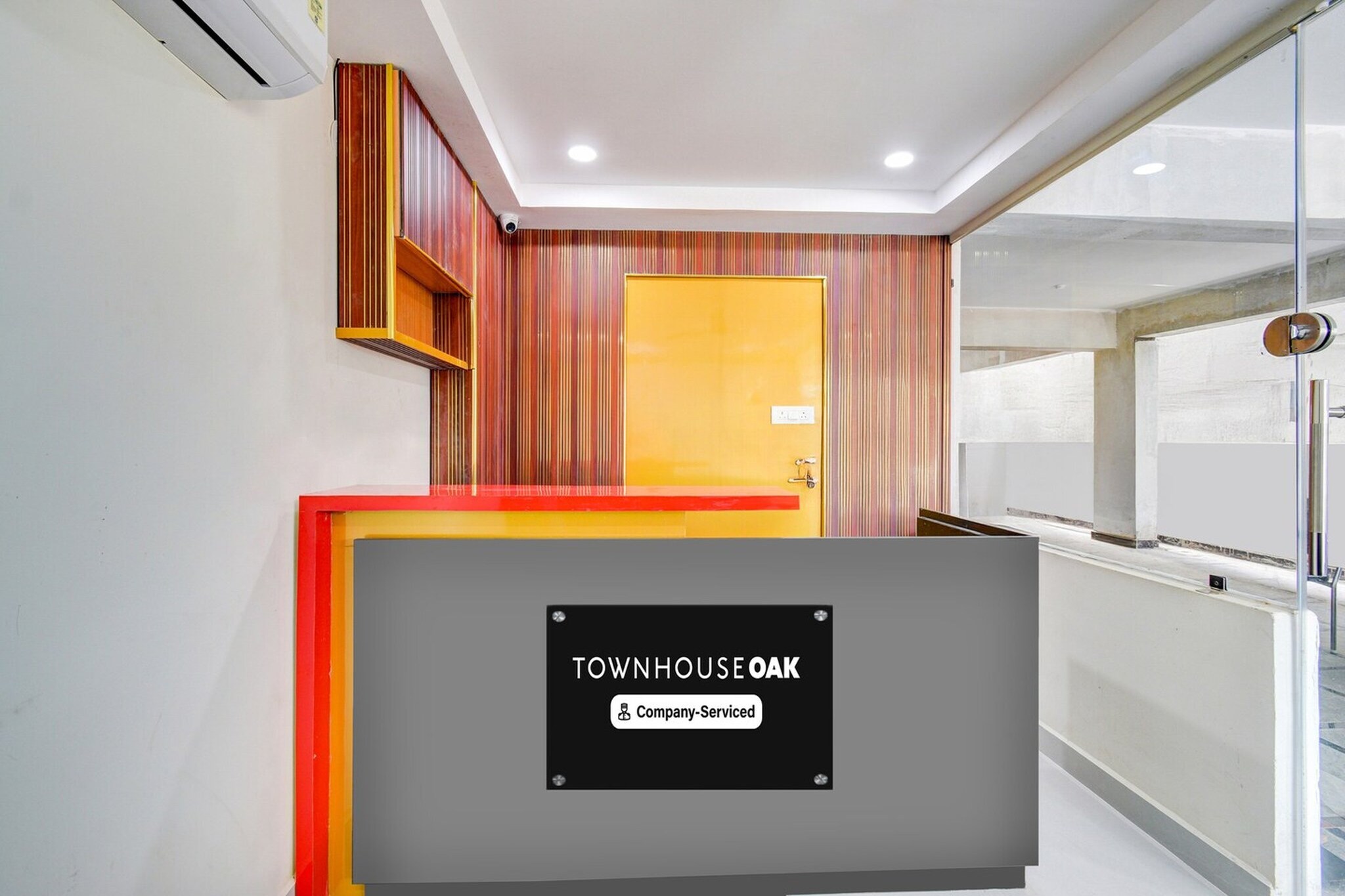 Ground floor: (bedroom(double bed, TV, seating area, air conditioning, telephone), bathroom(bathtub or shower, shower, washbasin, toilet, Towels incl., shampoo, body soap, hot water), lift)