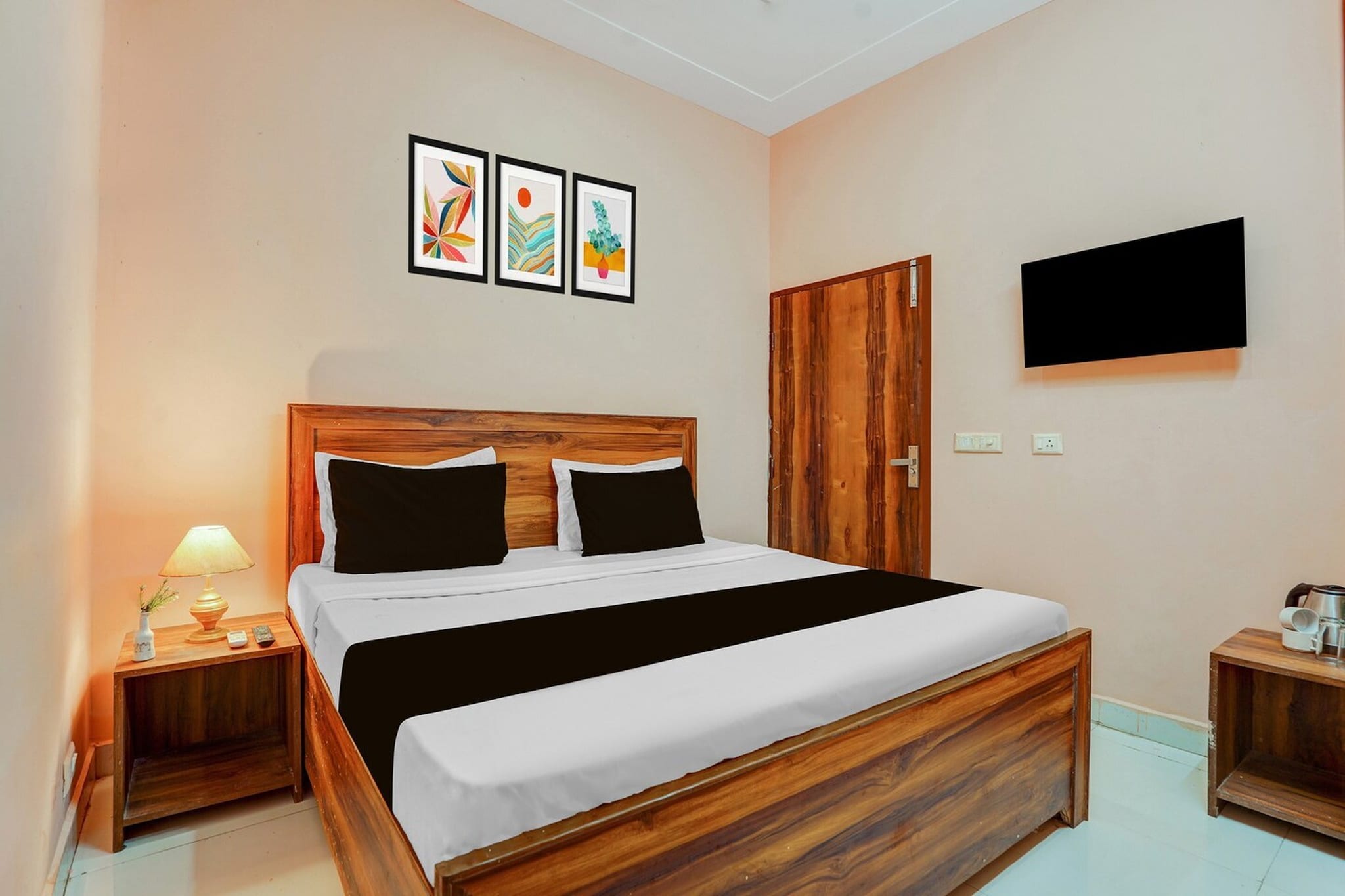Located within 13 km of Rock Garden and 12 km of Sukhna Lake, Hotel O Green City Dhakoli Formerly Swagat provides rooms with air conditioning and a private bathroom in Panchkula. With free WiFi, this 3-star hotel offers room service and a 24-hour front desk. The property is non-smoking and is set 12 km from ChhattBir Zoo.
All units at the hotel are equipped with a seating area, a flat-screen TV with satellite channels and a private bathroom with free toiletries and a bath or shower. The units include a desk.
Mohali Cricket Stadium is 16 km from Hotel O Green City Dhakoli Formerly Swagat, while Pinjore Garden is 17 km away. Chandigarh Airport is 6 km from the property.
Unmarried couples are warmly welcome at this property.
Guests with local ID proof are warmly welcome.
Early Check-In Policy: A full day’s room rate will be charged for check-ins before 6:00 AM. Complimentary early check-in is available between 6:00 AM and 10:00 AM, subject to room availability.
Check-in is only available to guests aged 18 and above. Please provide a government-issued ID to confirm your age.