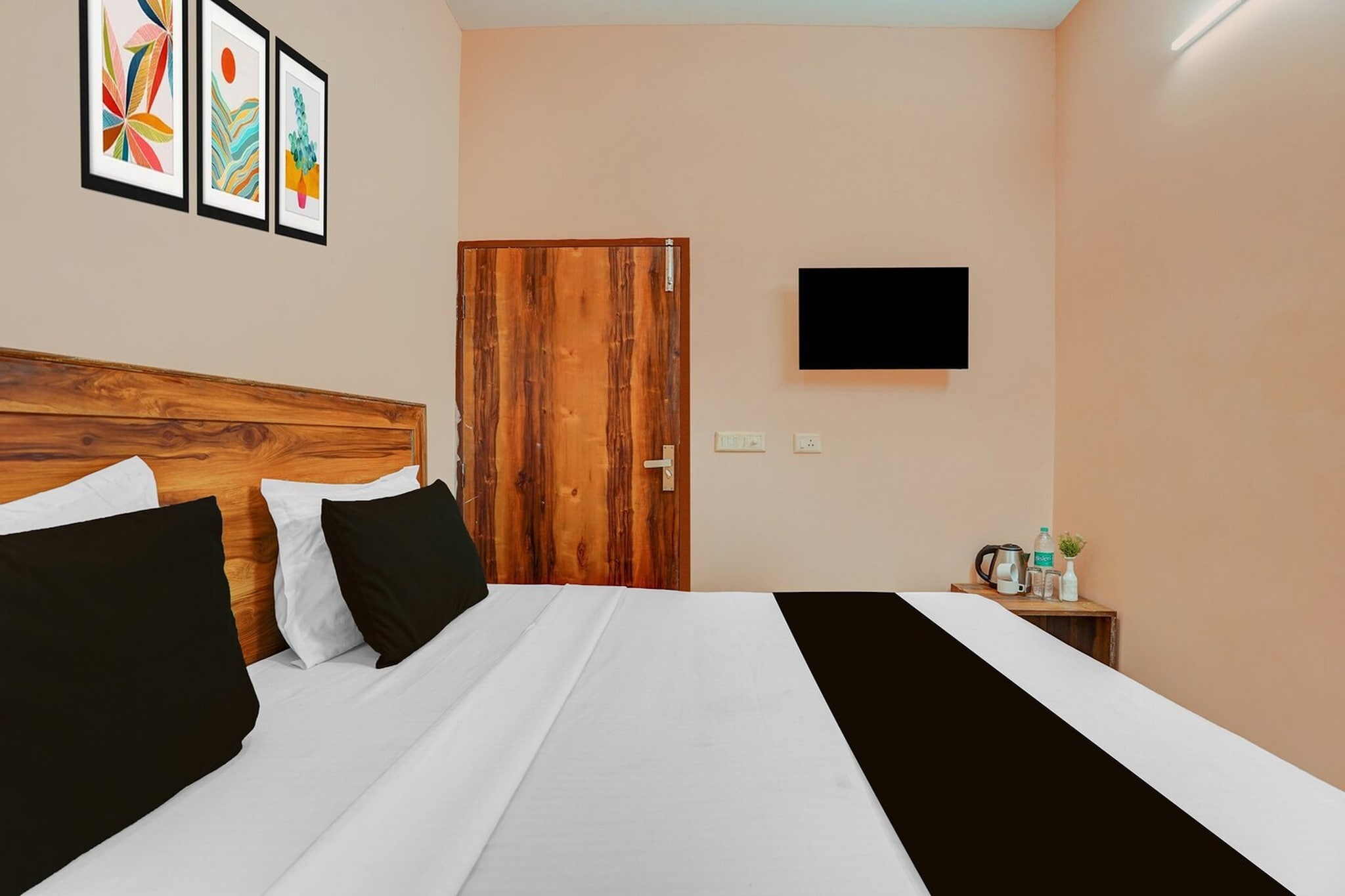 Super Hotel O Green City Dhakoli