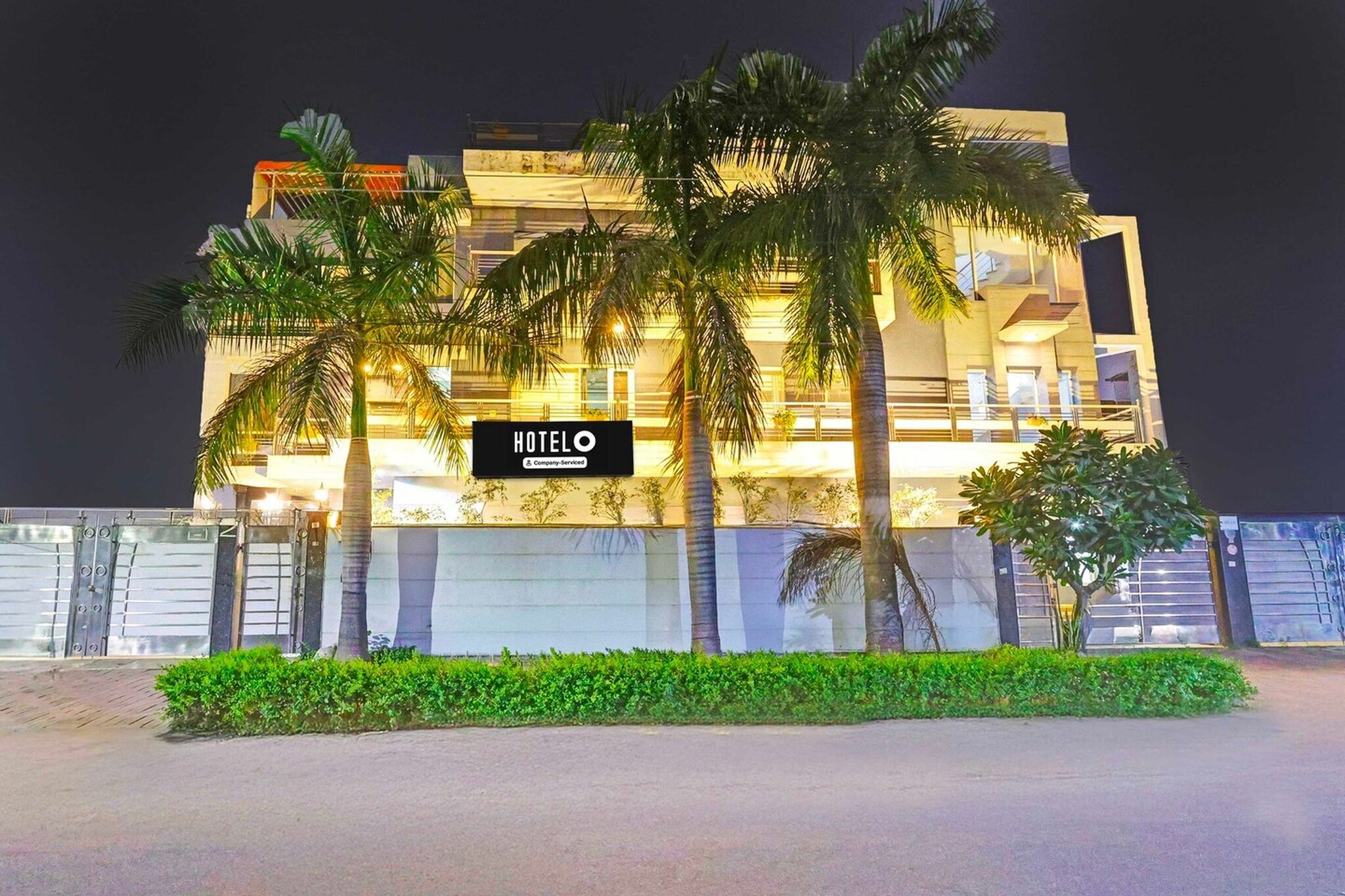 Hotel O  Sector 49 Sohna Road