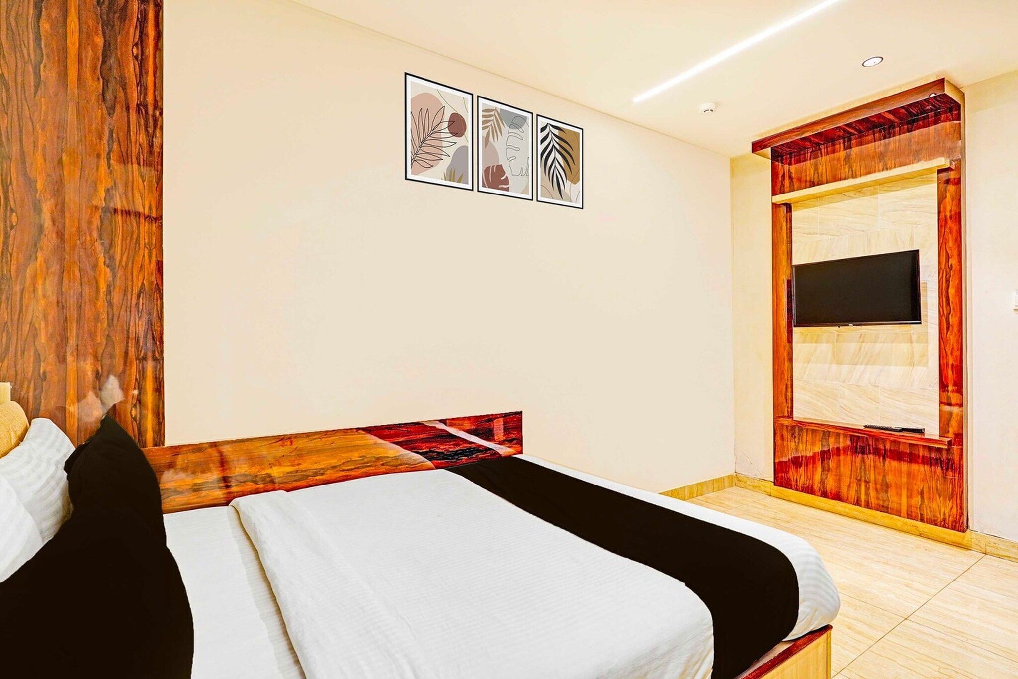 Super Hotel O Indiranagar