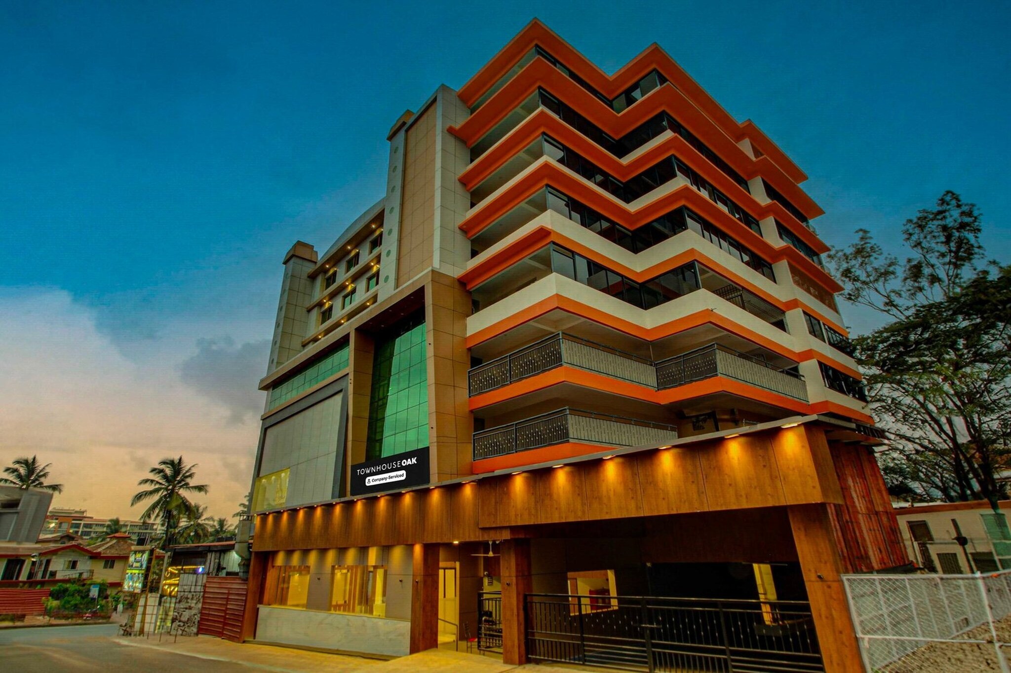 Set within 3.4 km of Margao Railway Station and 33 km of Basilica Of Bom Jesus, Townhouse Oak Madgaon Railway Junction offers rooms with air conditioning and a private bathroom in Goa. With free WiFi, this 4-star hotel offers room service and a 24-hour front desk. The hotel has family rooms.

All guest rooms at the hotel come with a seating area, a flat-screen TV with satellite channels and a private bathroom with free toiletries and a bath or shower. The rooms feature a desk.

A continental breakfast is available at Townhouse Oak Madgaon Railway Junction.

Church of Saint Cajetan is 34 km from the accommodation, while Mormugao Port is 33 km from the property. Dabolim Airport is 25 km away.

Unmarried couples are warmly welcome at this property.

Guests with local ID proof are warmly welcome.
Early Check-In Policy: A full day’s room rate will be charged for check-ins before 6:00 AM. Complimentary early check-in is available between 6:00 AM and 10:00 AM, subject to room availability.
Check-in is only available to guests aged 18 and above. Please provide a government-issued ID to confirm your age.
