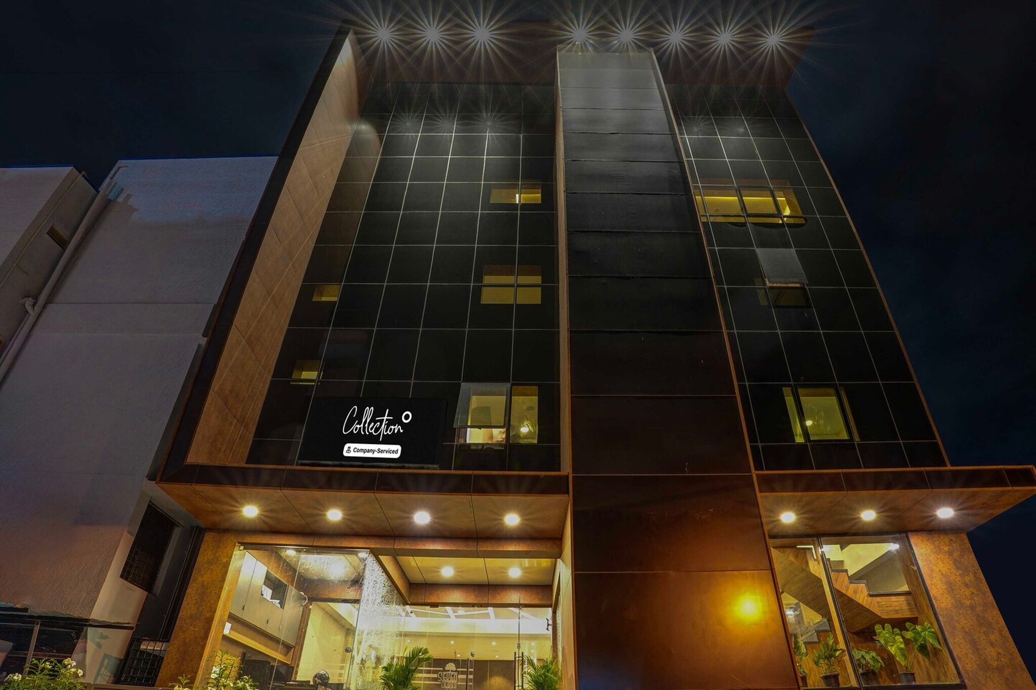 Ideally located in the HSR Layout district of Bengaluru, Collection O HSR Layout is set 6.9 km from Forum Mall, Koramangala, 11 km from Brigade Road and 13 km from Commercial Street. Featuring a restaurant, the 3-star hotel has air-conditioned rooms with free WiFi, each with a private bathroom. The accommodation offers room service, a 24-hour front desk and luggage storage for guests.
All guest rooms at the hotel come with a seating area and a flat-screen TV with satellite channels. The units feature a desk.
Kanteerava Indoor Stadium is 13 km from Collection O HSR Layout, while Bull Temple is 13 km from the property. Kempegowda International Airport is 42 km away.
Unmarried couples are warmly welcome at this property.
Guests with local ID proof are warmly welcome.
Early Check-In Policy: A full day’s room rate will be charged for check-ins before 6:00 AM. Complimentary early check-in is available between 6:00 AM and 10:00 AM, subject to room availability.
Check-in is only available to guests aged 18 and above. Please provide a government-issued ID to confirm your age.