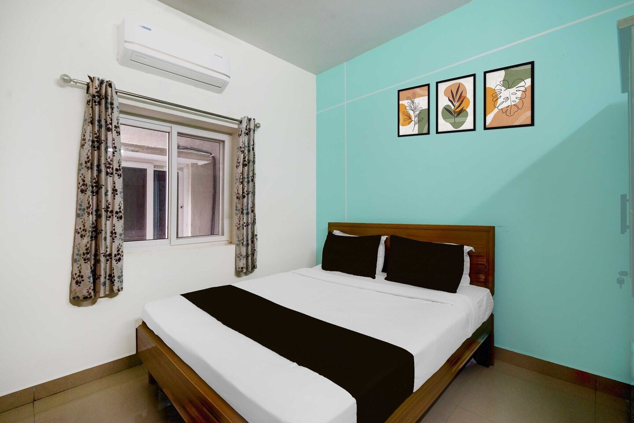 Situated within 3.4 km of ISB and 10 km of Golkonda Fort, Hotel O DLF CyberCity Hyderabad Key Suites features rooms with air conditioning and a private bathroom in Hyderabad. With free WiFi, this 3-star hotel offers room service and a 24-hour front desk. The hotel has family rooms.
The rooms at the hotel are fitted with a seating area, a flat-screen TV with satellite channels and a private bathroom with free toiletries and a bath or shower. All guest rooms have a desk.
City Centre Mall is 13 km from Hotel O DLF CyberCity Hyderabad Key Suites, while Ravindra Bharathi is 15 km from the property. Rajiv Gandhi International Airport is 31 km away.
Unmarried couples are warmly welcome at this property.
Guests with local ID proof are warmly welcome.
Early Check-In Policy: A full day’s room rate will be charged for check-ins before 6:00 AM. Complimentary early check-in is available between 6:00 AM and 10:00 AM, subject to room availability.
Check-in is only available to guests aged 18 and above. Please provide a government-issued ID to confirm your age.