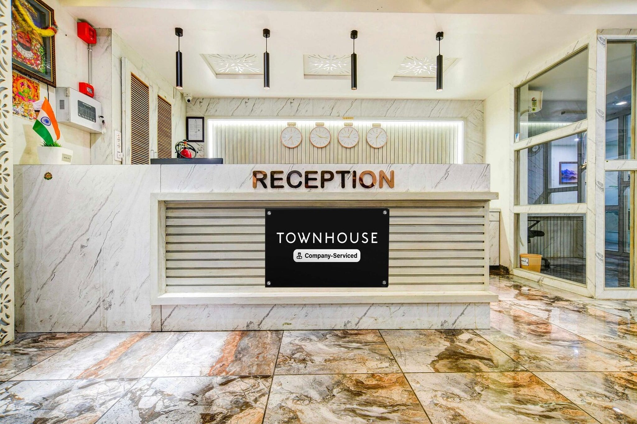 Super Townhouse Indore Junction is situated in Indore, within 300 metres of Indore Junction Station and 1.3 km of Rajwada Palace. Featuring a restaurant, the 3-star hotel has air-conditioned rooms with free WiFi, each with a private bathroom. The accommodation features room service, a 24-hour front desk and luggage storage for guests.

The rooms at the hotel are fitted with a seating area and a flat-screen TV with satellite channels. All units have a desk.

ISKCON Indore is 9.2 km from Super Townhouse Indore Junction. Devi Ahilya Bai Holkar Airport is 8 km from the property.

Unmarried couples are warmly welcome at this property.
Guests with local ID proof are warmly welcome.
Apologies, but we are currently unable to host foreign nationals at this property.
Early Check-In Policy: A full dayâ€™s room rate will be charged for check-ins before 6:00 AM. Complimentary early check-in is available between 6:00 AM and 10:00 AM, subject to room availability.
 
Check-in is only available to guests aged 18 and above. Please provide a government-issued ID to confirm your age.