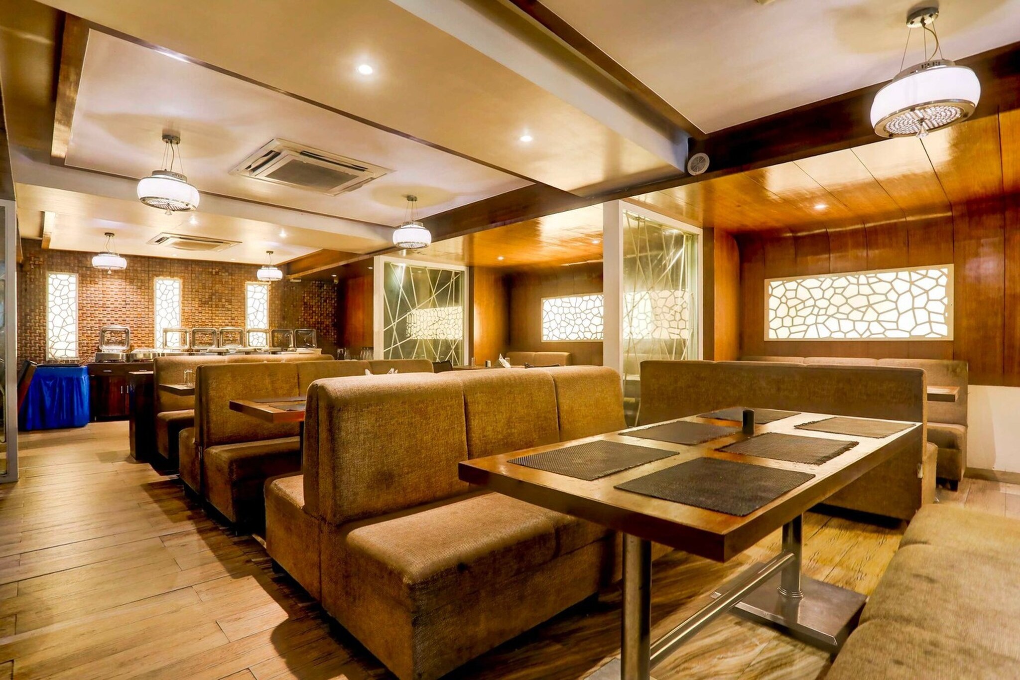 Townhouse Oak Ahmedabad Junction