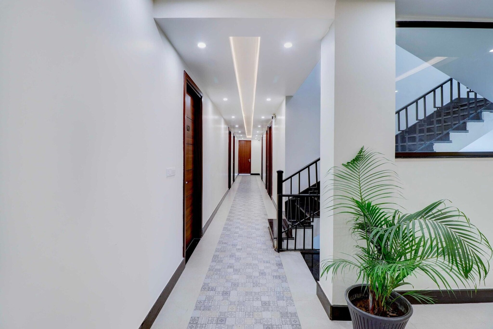 Collection O FRI Dehradun Hotel EL Portrait