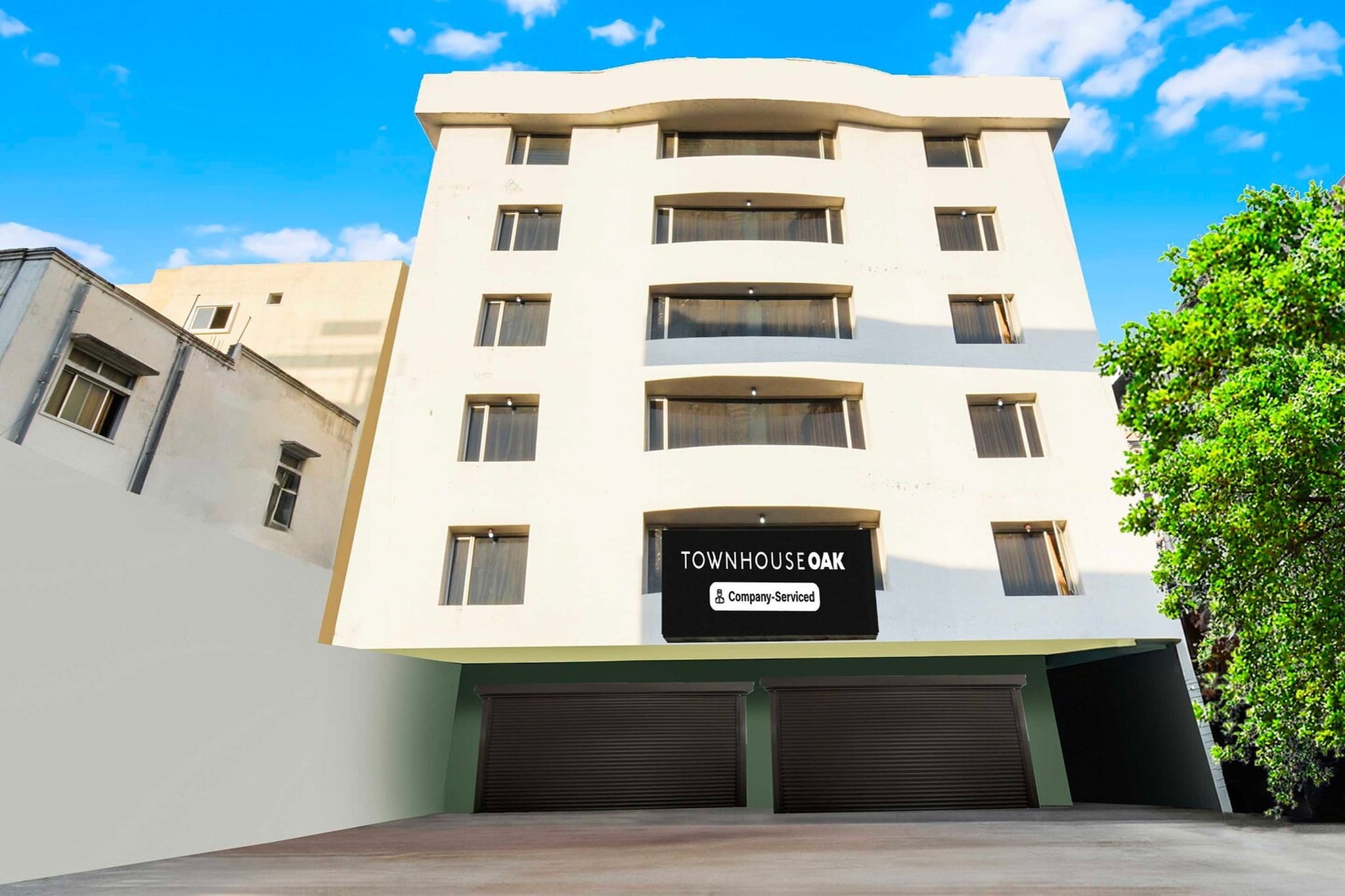 Townhouse Oak Red Hills Lakdikapul