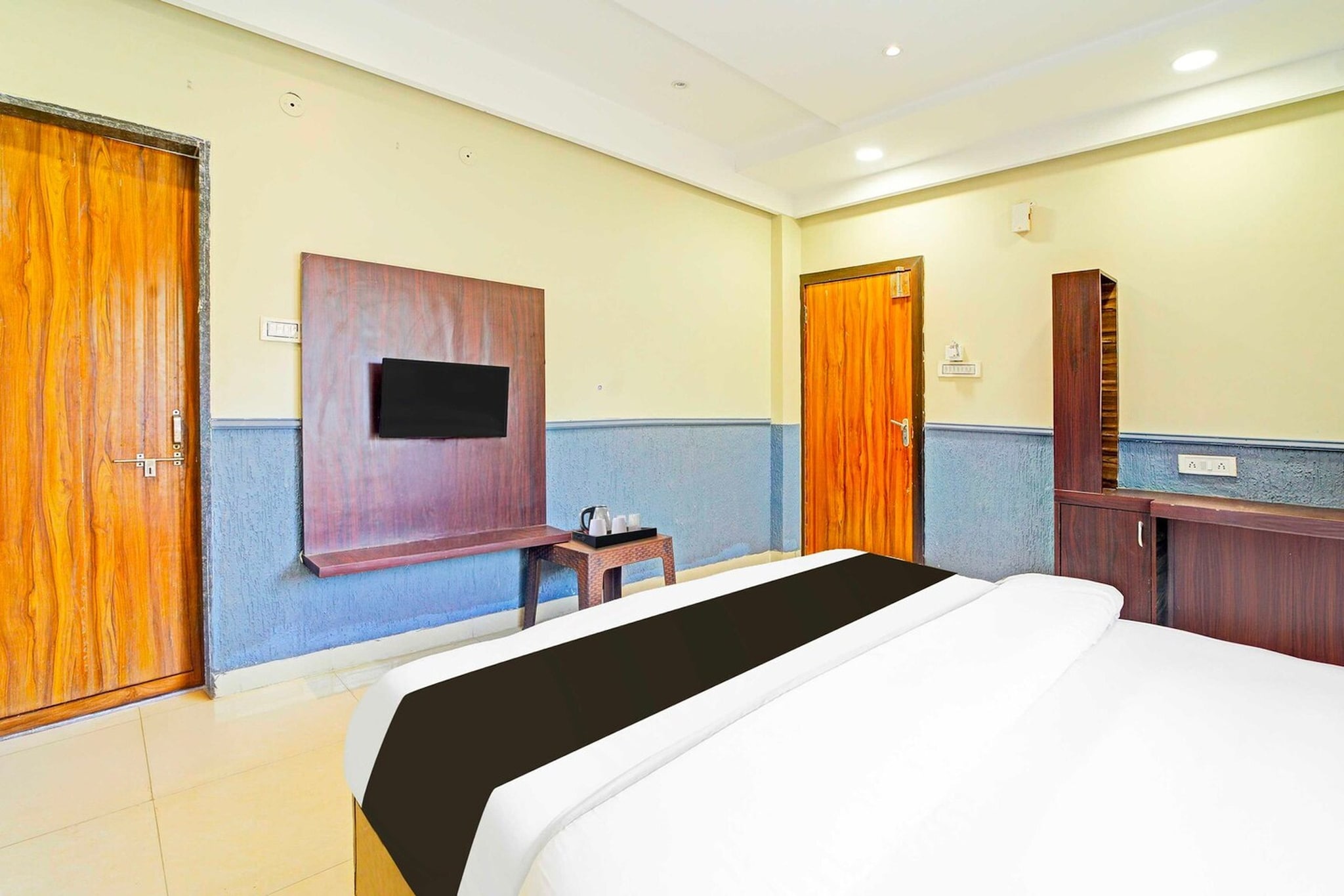 Hotel O Ring Road Bhawarkua Indore