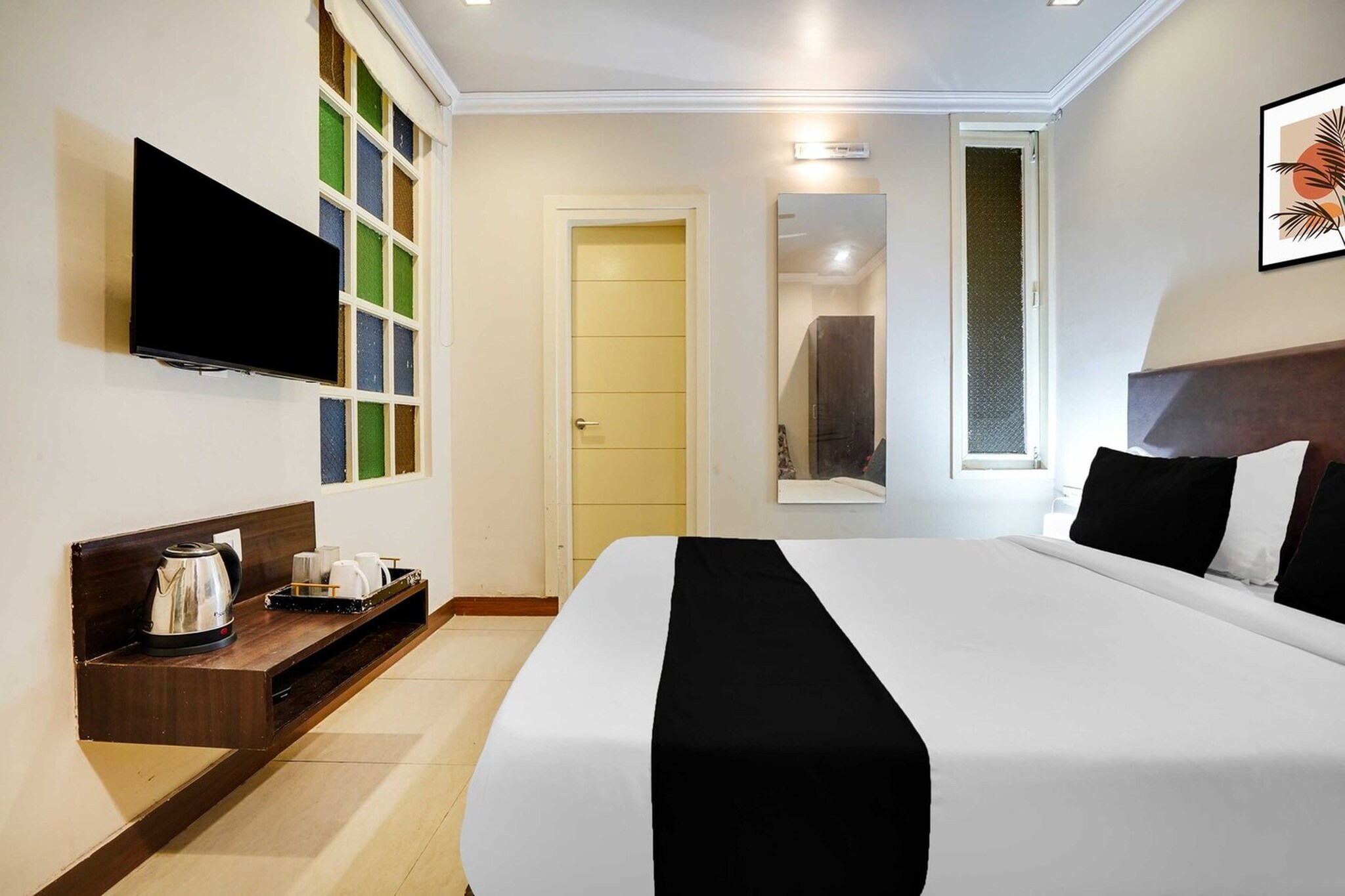 Hotel O Mansarovar Near Metro