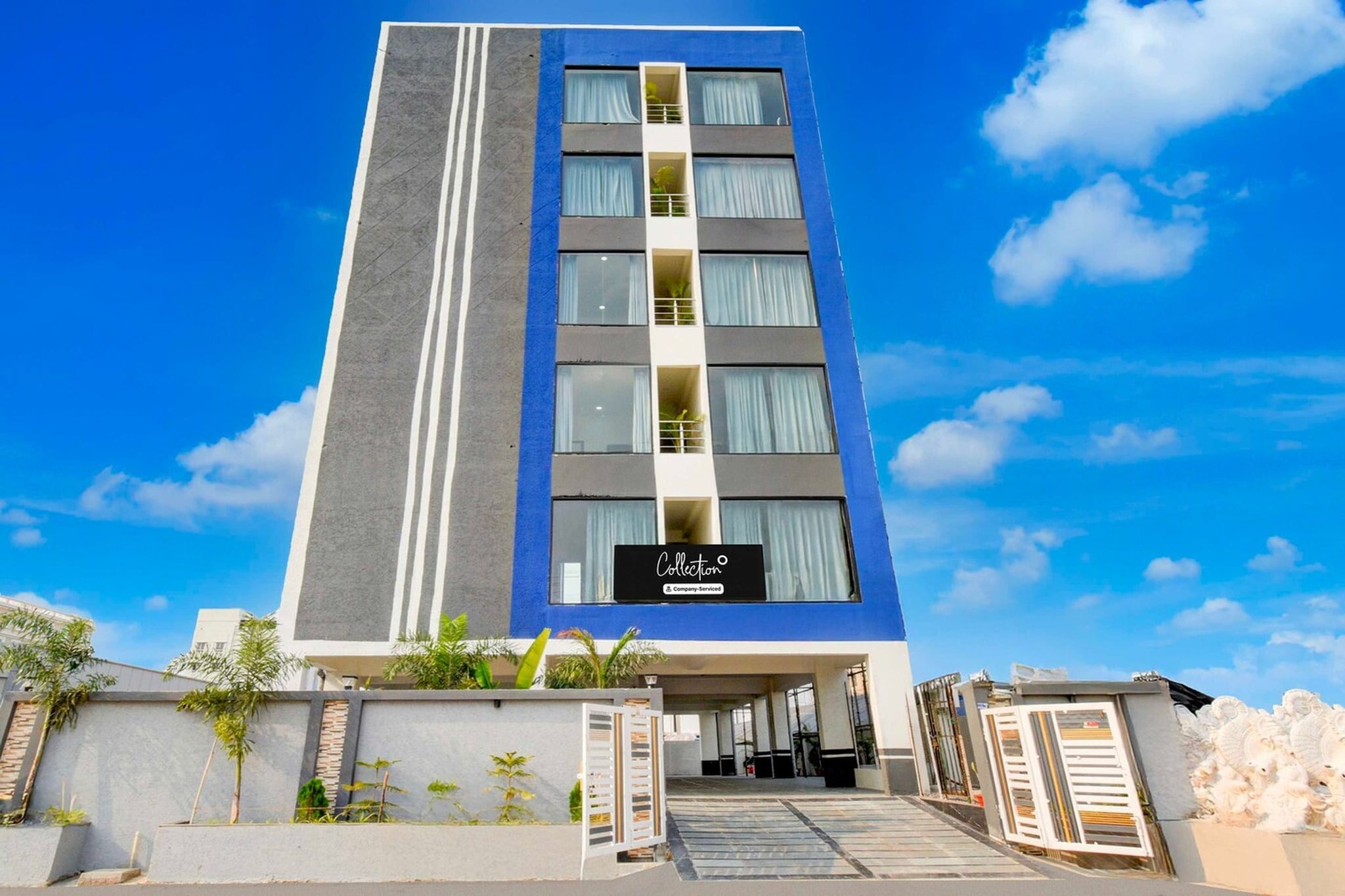 Collection O Nagole Mini Shilparamam Saka