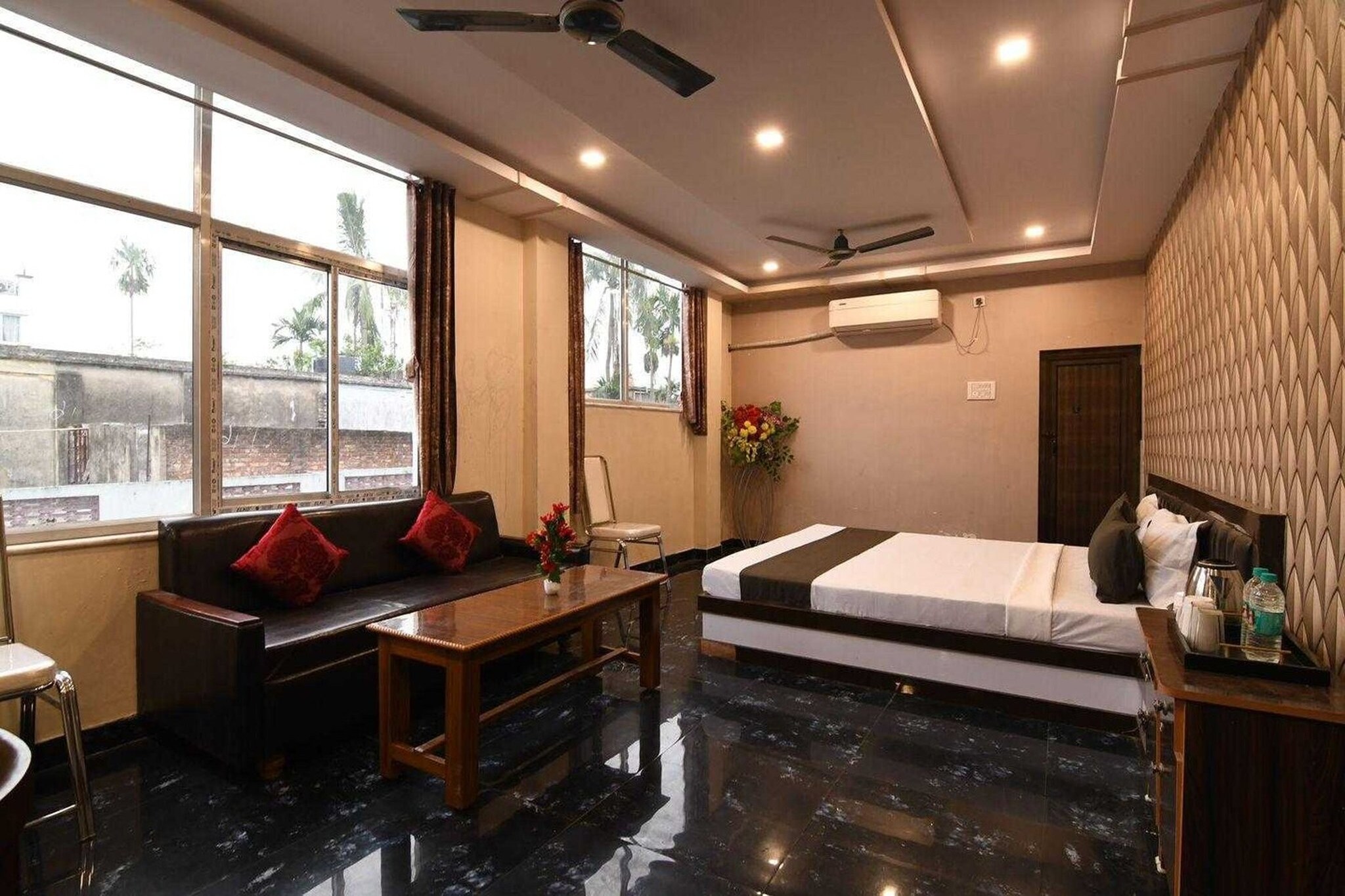 Collection O AIIMS Kolkata Tanishq Inn