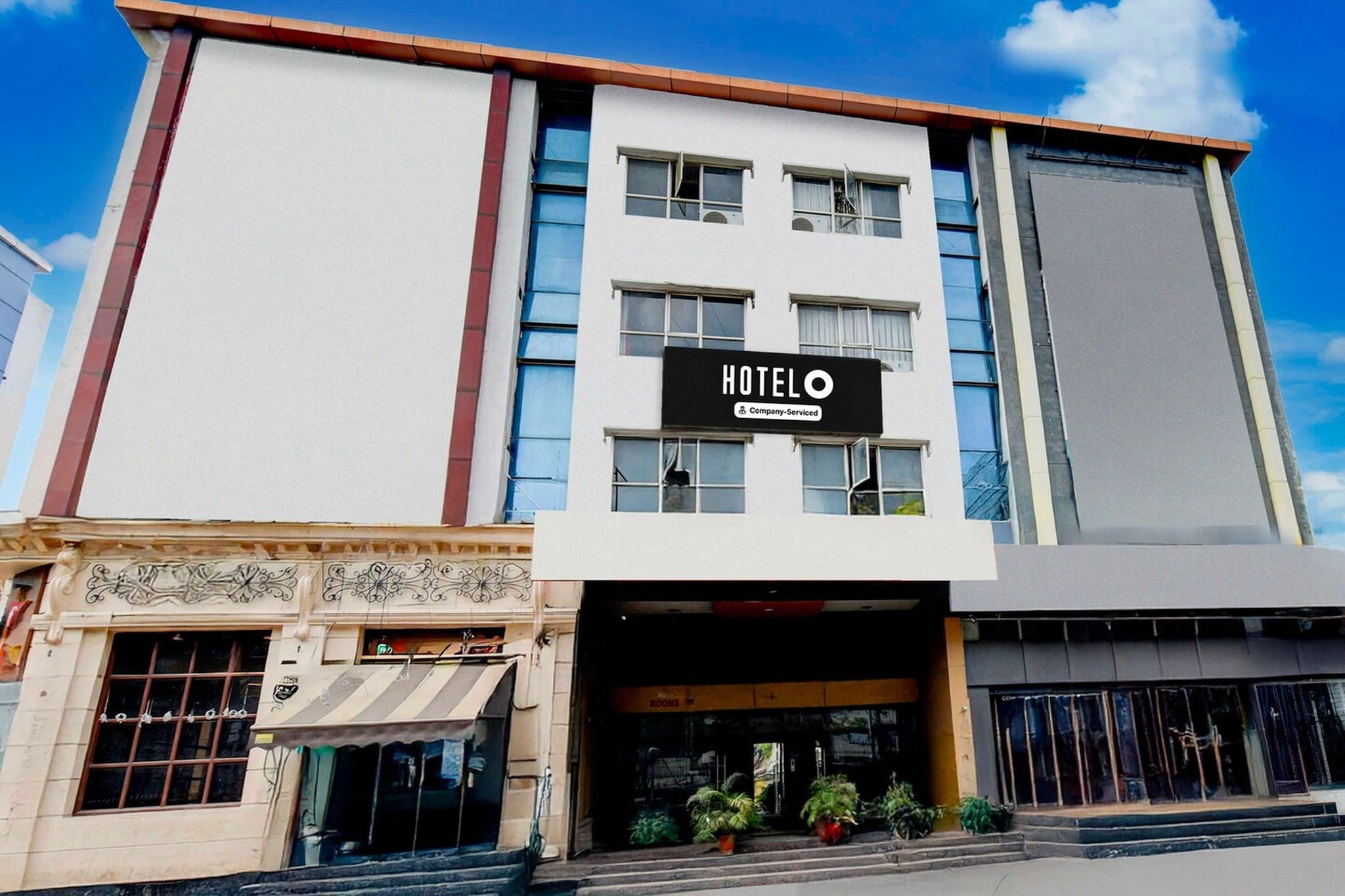 Set within 1.6 km of AP State Archaeology Museum and 1.9 km of Ravindra Bharathi, Collection O Narayanaguda Metro Station Hotel Anshu Grand offers rooms with air conditioning and a private bathroom in Hyderabad. This 3-star hotel offers room service, a 24-hour front desk and free WiFi. The hotel features family rooms.

The units at the hotel come with a seating area, a flat-screen TV with satellite channels and a private bathroom with free toiletries and a bath or shower. Guest rooms feature a desk.

Snow World is 3.9 km from Collection O Narayanaguda Metro Station Hotel Anshu Grand, while Hussain Sagar Lake is 4.7 km away. Rajiv Gandhi International Airport is 22 km from the property.

1. Unmarried couples are warmly welcome at this property.
2. Guests with local ID proof are warmly welcome.
Early Check-In Policy: A full dayâ€™s room rate will be charged for check-ins before 6:00 AM. Complimentary early check-in is available between 6:00 AM and 10:00 AM, subject to room availability.

Check-in is only available to guests aged 18 and above. Please provide a government-issued ID to confirmÂ yourÂ age.