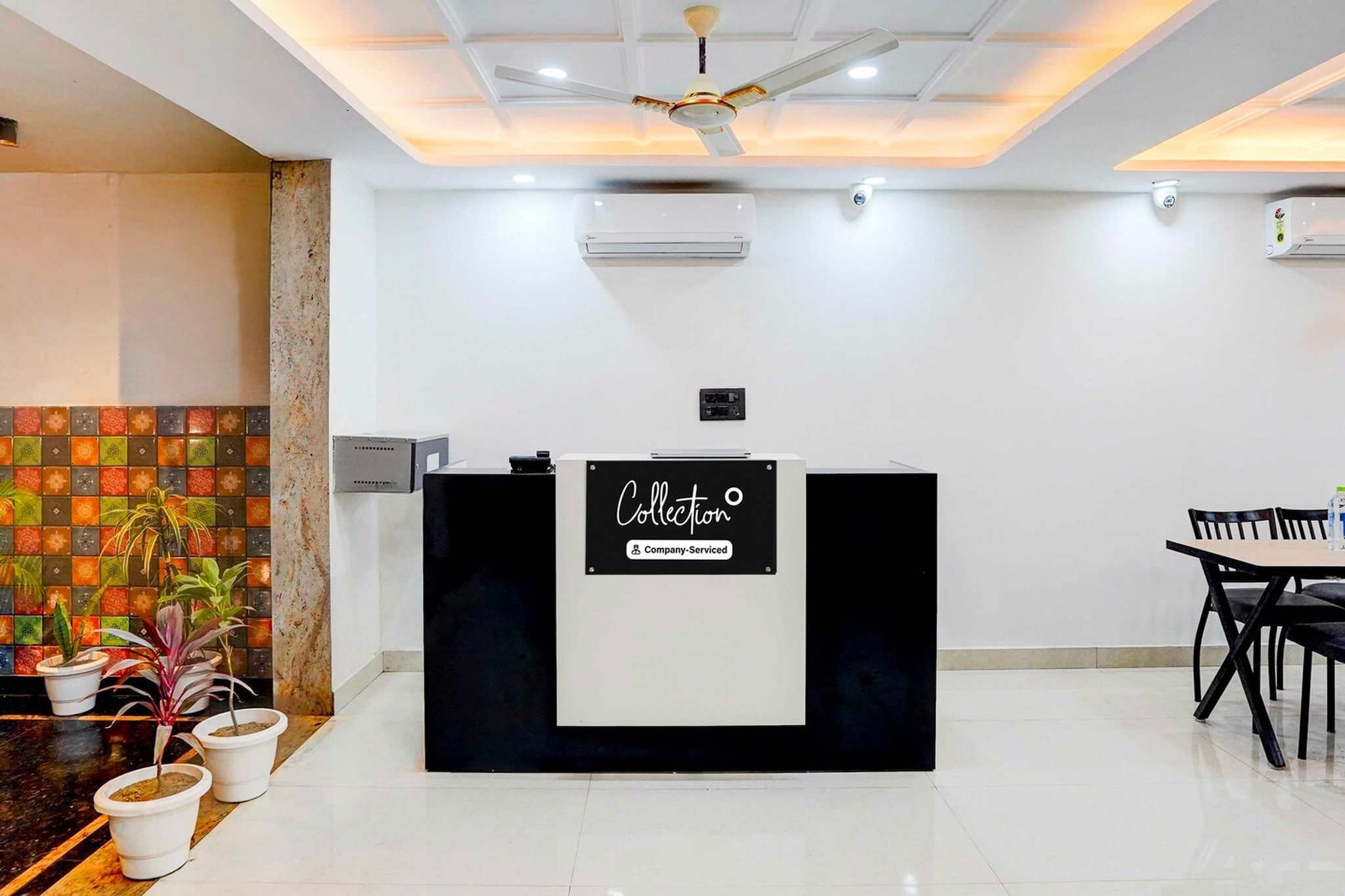 Set within 22 km of Swaminarayan Akshardham and 23 km of Tughlaqabad Fort, Collection O Sector 143B Noida offers rooms with air conditioning and a private bathroom in Noida. With free WiFi, this 3-star hotel offers room service and a 24-hour front desk. The hotel features family rooms.

The units at the hotel come with a seating area, a flat-screen TV with satellite channels and a private bathroom with free toiletries and a bath or shower. All rooms feature a desk.

Humayun's Tomb is 25 km from Collection O Sector 143B Noida, while National Gandhi Museum is 26 km away. Hindon Airport is 30 km from the property.

Unmarried couples are warmly welcome at this property.
Guests with local ID proof are warmly welcome.
Early Check-In Policy: A full dayâ€™s room rate will be charged for check-ins before 6:00 AM. Complimentary early check-in is available between 6:00 AM and 10:00 AM, subject to room availability.

Check-in is only available to guests aged 18 and above. Please provide a government-issued ID to confirmÂ yourÂ age.