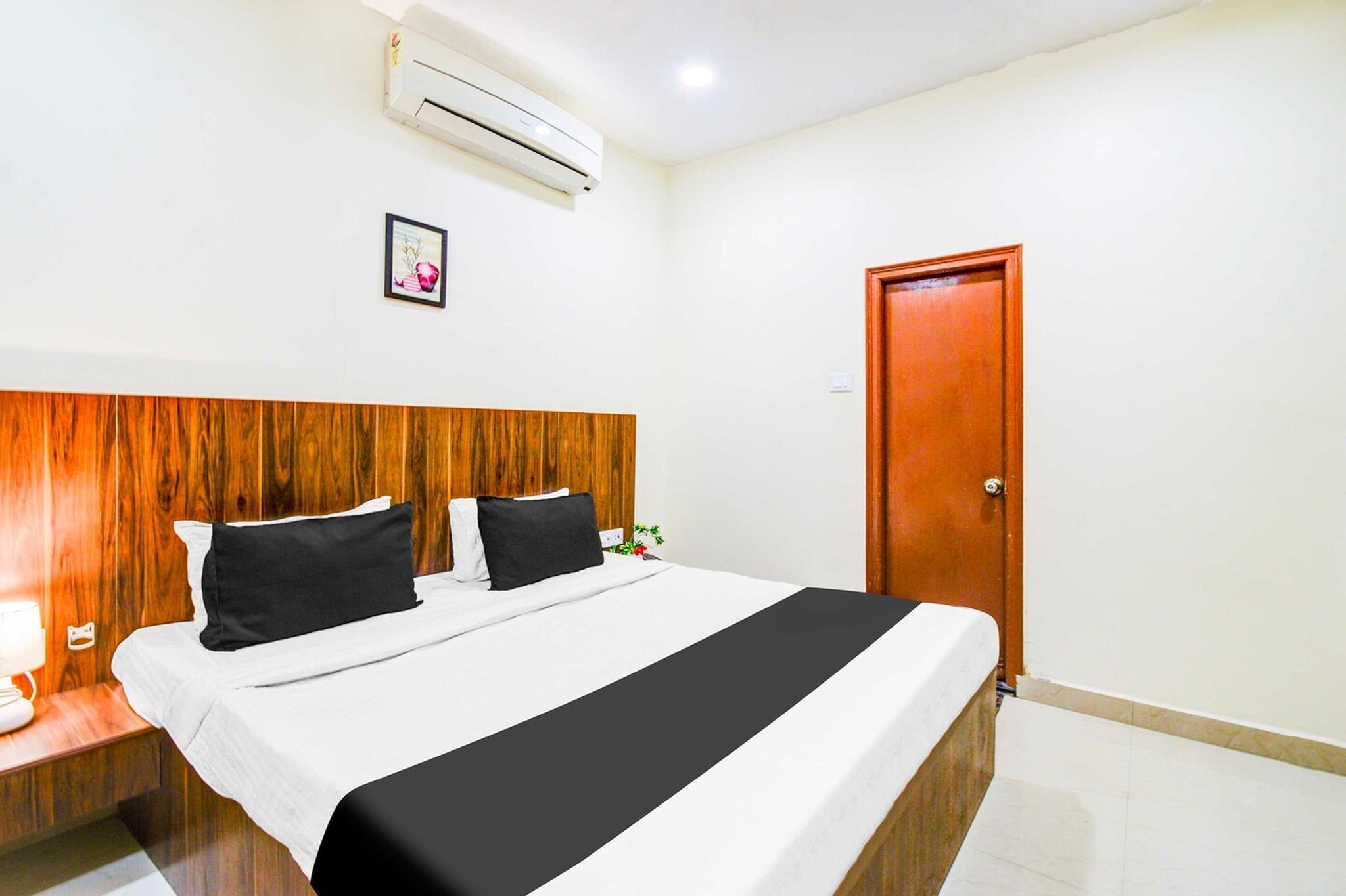 Collection O Begumpet Railway Station