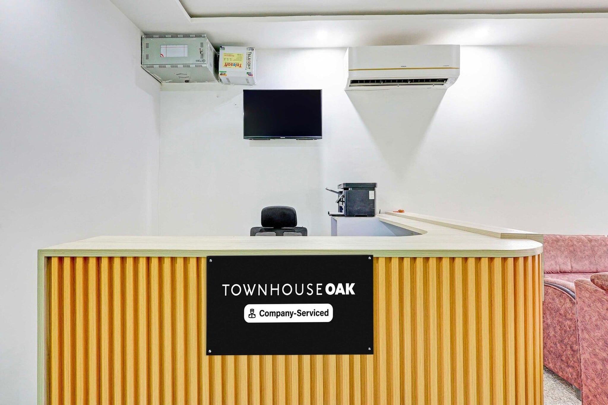 Set within 3.6 km of WorldMark Gurgaon and 10 km of MG Road, Townhouse Oak Sector 62 Paras Trinity Mall offers rooms with air conditioning and a private bathroom in Gurgaon. This 4-star hotel offers room service, a 24-hour front desk and free WiFi. The hotel features family rooms.

The units at the hotel come with a seating area, a flat-screen TV with satellite channels and a private bathroom with free toiletries and a bath or shower. Guest rooms feature a desk.

Qutub Minar is 20 km from Townhouse Oak Sector 62 Paras Trinity Mall, while Tughlaqabad Fort is 26 km away. Delhi International Airport is 18 km from the property.

Unmarried couples are warmly welcome at this property.
Guests with local ID proof are warmly welcome.
Early Check-In Policy: A full dayâ€™s room rate will be charged for check-ins before 6:00 AM. Complimentary early check-in is available between 6:00 AM and 10:00 AM, subject to room availability.

Check-in is only available to guests aged 18 and above. Please provide a government-issued ID to confirmÂ yourÂ age.