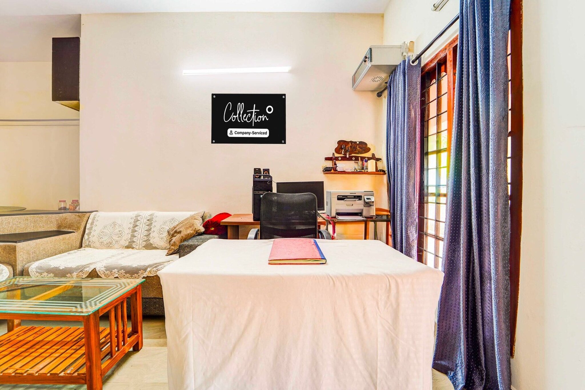 Located within 14 km of Kochi Biennale and 9.1 km of Cochin Shipyard, Collection O Nettoor Near Lakeshore Hospital provides rooms with air conditioning and a private bathroom in Cochin. With free WiFi, this 3-star hotel offers room service and a 24-hour front desk. The hotel features family rooms.
Guest rooms at the hotel are equipped with a seating area, a flat-screen TV with satellite channels and a private bathroom with free toiletries and a bath or shower. The units include a desk.
Kerala Folklore Museum is 4.5 km from Collection O Nettoor Near Lakeshore Hospital, while Q Cinemas is 6.2 km away. Cochin International Airport is 31 km from the property.
Early Check-In Policy: A full day’s room rate will be charged for check-ins before 6:00 AM. Complimentary early check-in is available between 6:00 AM and 10:00 AM, subject to room availability.