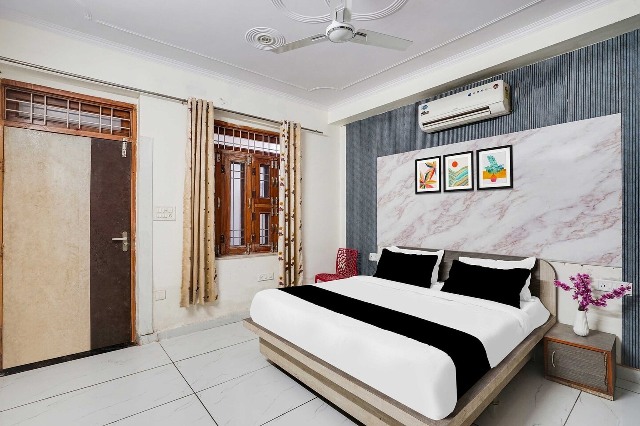 Set within 6.7 km of Govind Dev Ji Temple and 11 km of Jaipur Railway Station, Collection O Radhaswami Nagar offers rooms with air conditioning and a private bathroom in Jaipur. With free WiFi, this 3-star hotel offers room service and a 24-hour front desk. The hotel has family rooms.

All guest rooms at the hotel come with a seating area, a flat-screen TV with satellite channels and a private bathroom with free toiletries and a bath or shower. All units feature a desk.

Birla Mandir Temple, Jaipur is 11 km from Collection O Radhaswami Nagar, while City Palace is 14 km from the property. Jaipur International Airport is 5 km away.

Early Check-In Policy: A full dayâ€™s room rate will be charged for check-ins before 6:00 AM. Complimentary early check-in is available between 6:00 AM and 10:00 AM, subject to room availability.

Check-in is only available to guests aged 18 and above. Please provide a government-issued ID to confirmÂ yourÂ age.