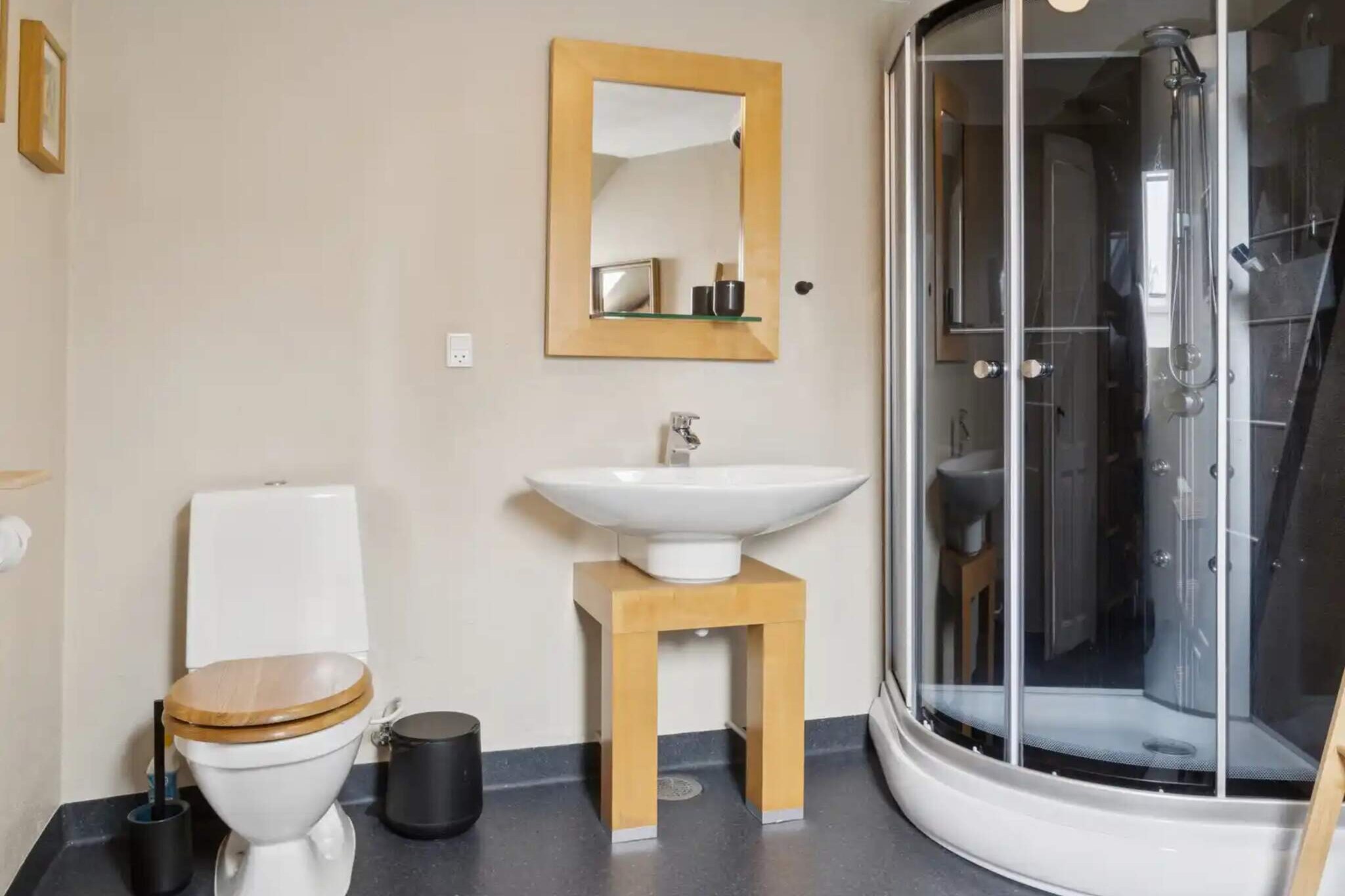 5 star holiday home in Grenaa-Indoor