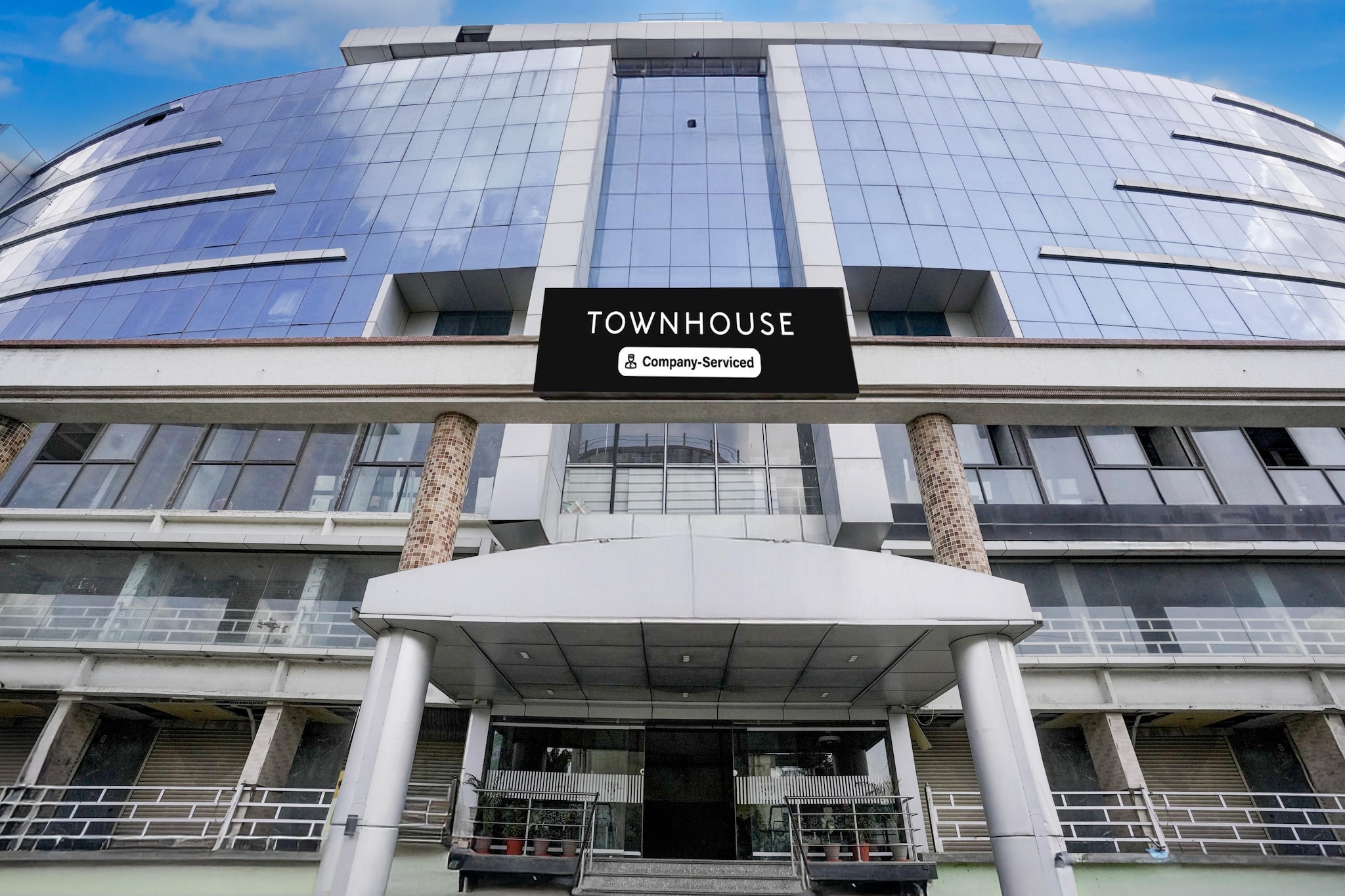 Super Townhouse Bharuch Near Railway Station