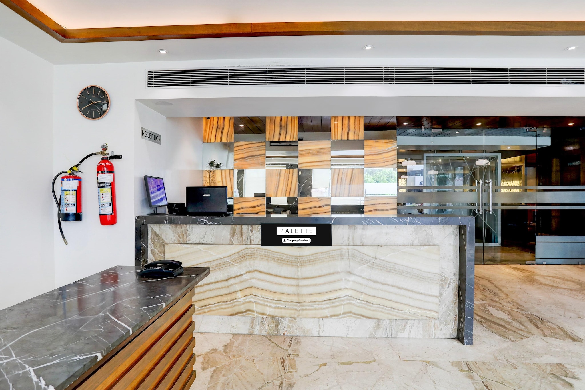 Ground floor: (bedroom(double bed, TV, seating area, air conditioning, telephone), bathroom(bathtub or shower, shower, washbasin, toilet, Towels incl., shampoo, body soap, hot water), Parking, lift)