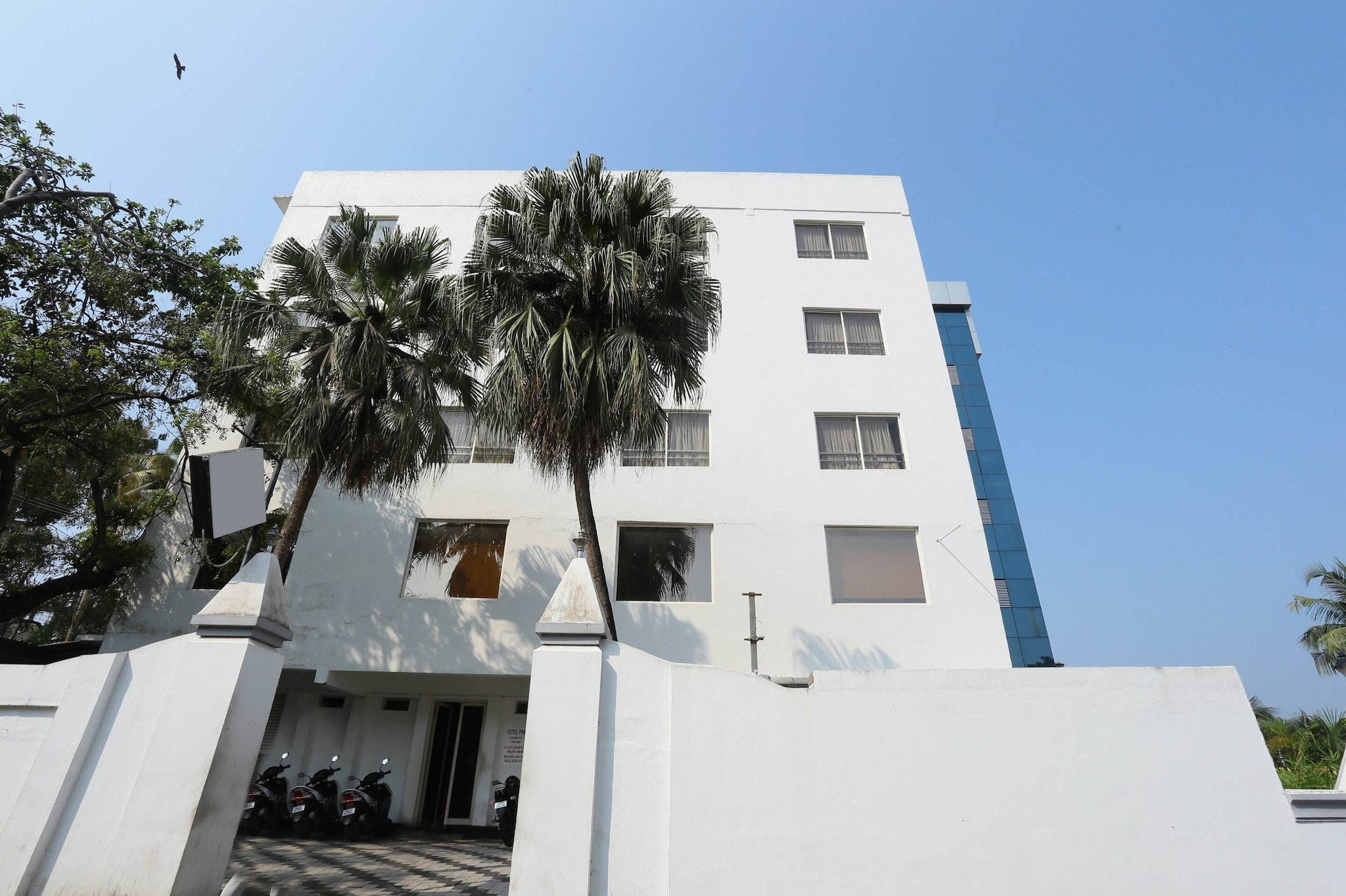 Super Townhouse Prince Palace