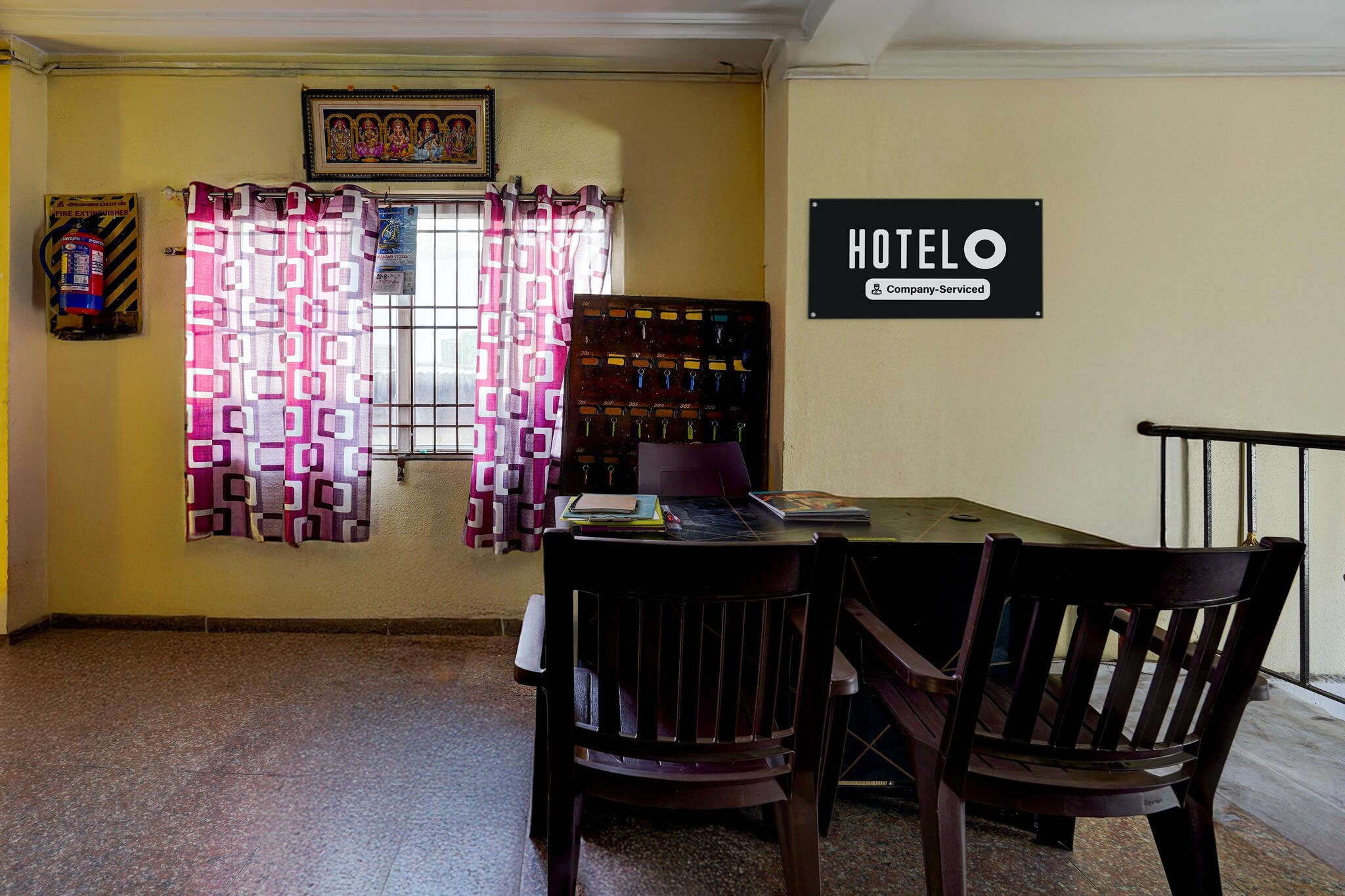 Ground floor: (bedroom(double bed, TV, seating area, air conditioning, telephone), bathroom(bathtub or shower, shower, washbasin, toilet, Towels incl., shampoo, body soap, hot water))