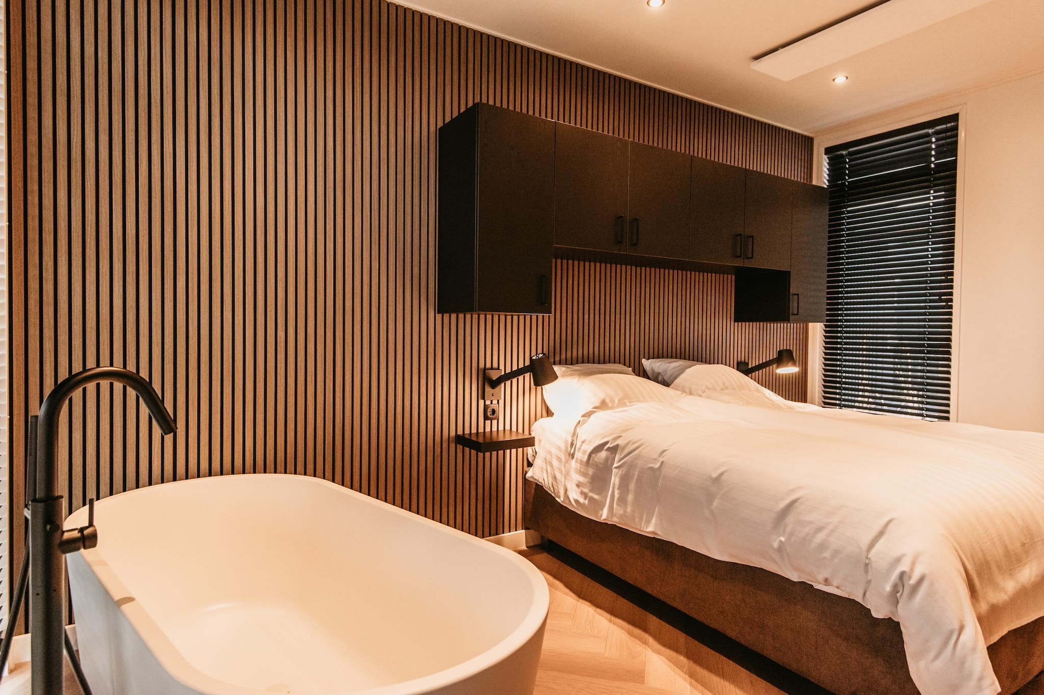 Chalet aan het Water - Betuwse Hofjes - 4 pax December-Badkamer