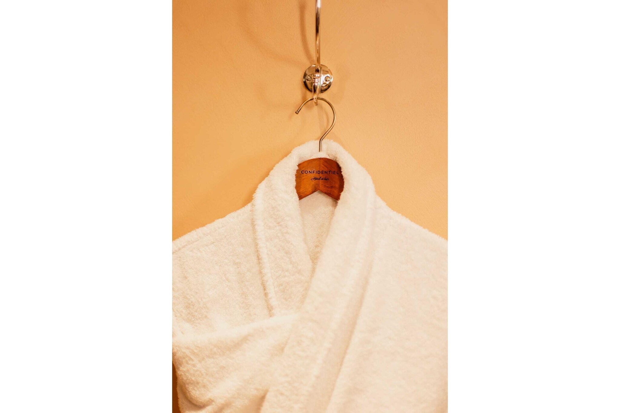 CONFIDENTIEL-4-Innenbereich