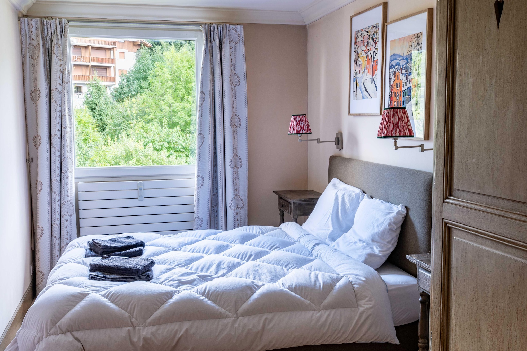 NL-48-CRISTAUX-Slaapkamer