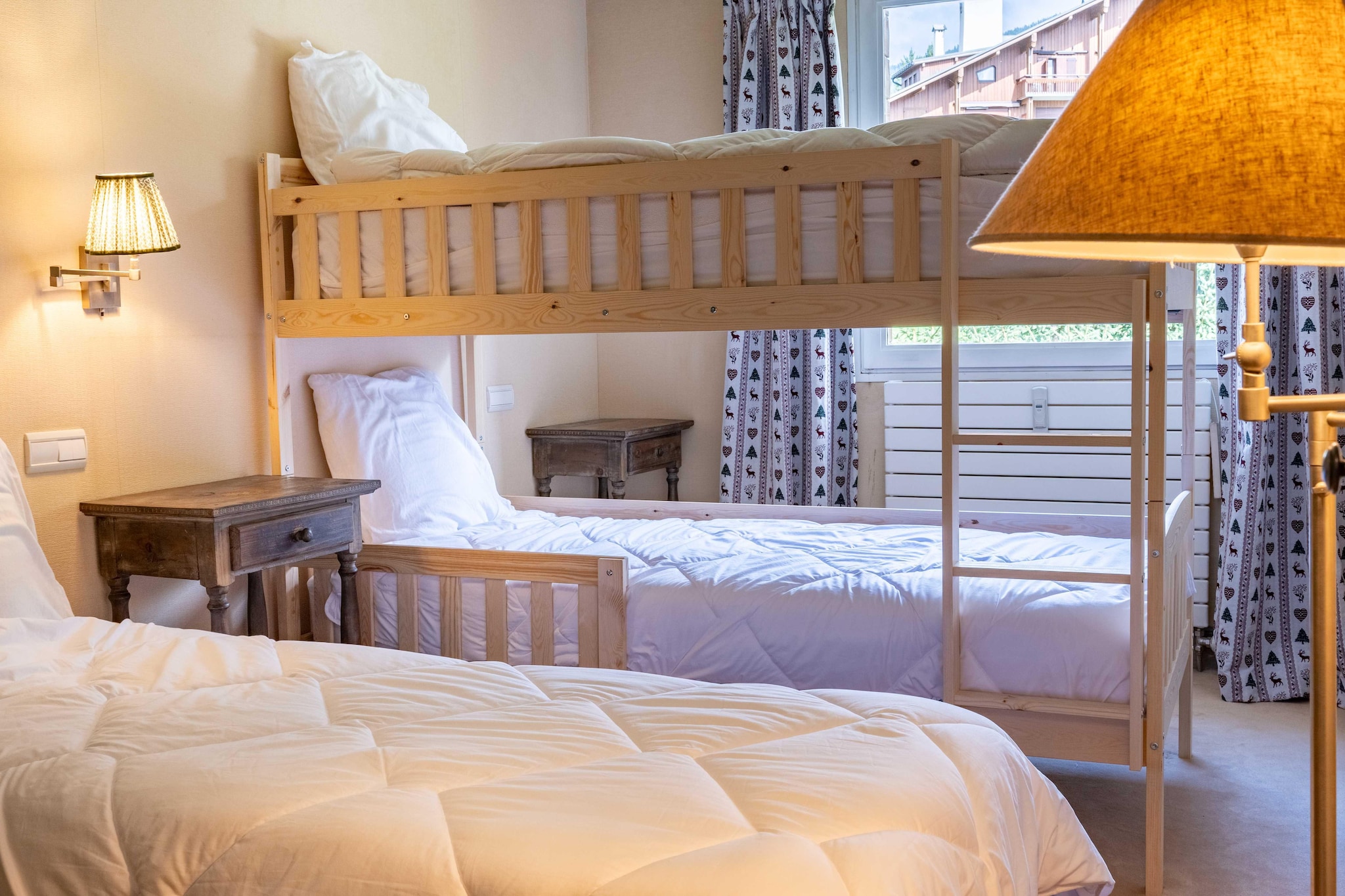 NL-48-CRISTAUX-Slaapkamer