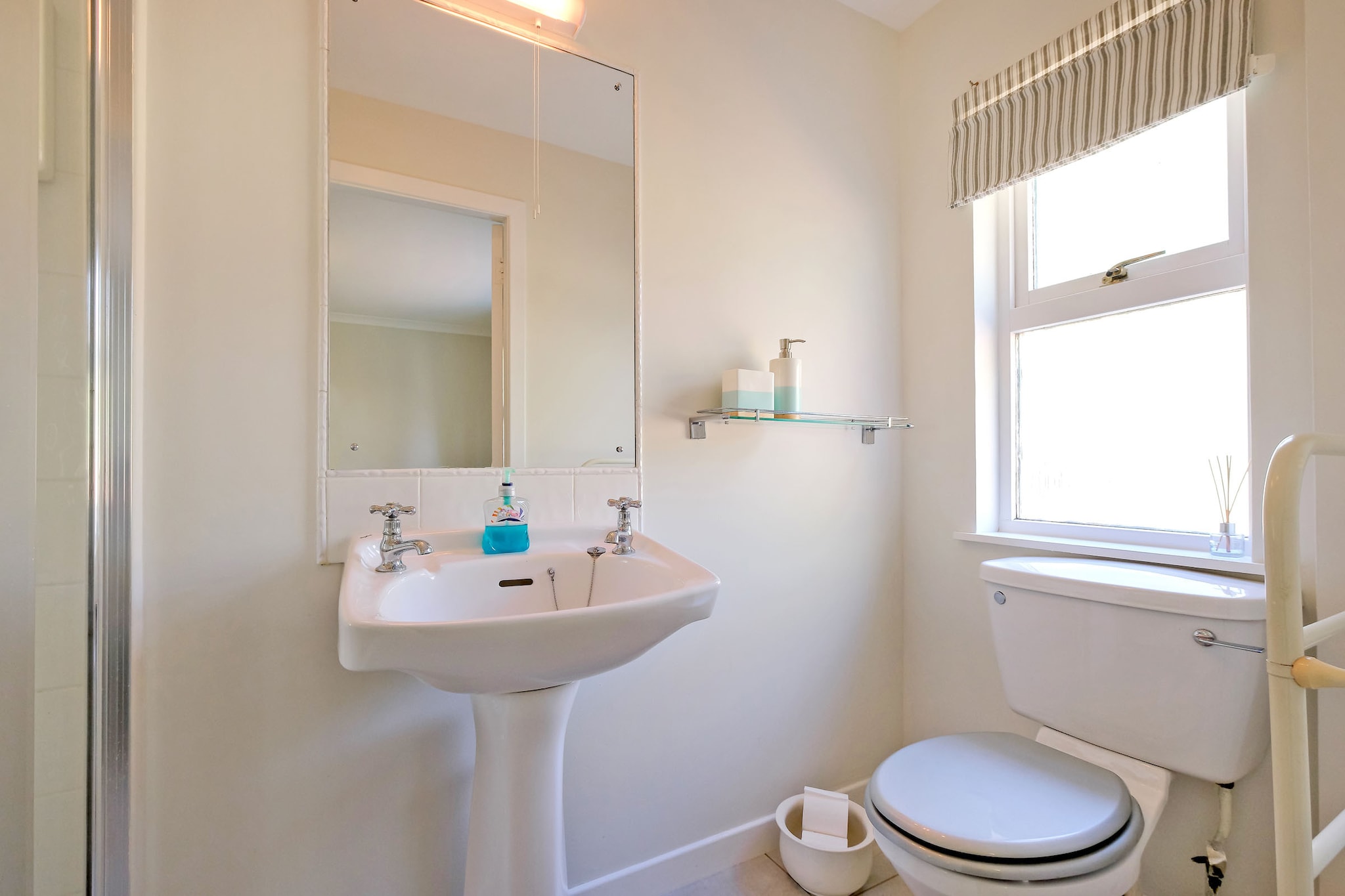 Corrennie School Cottage - Badkamer