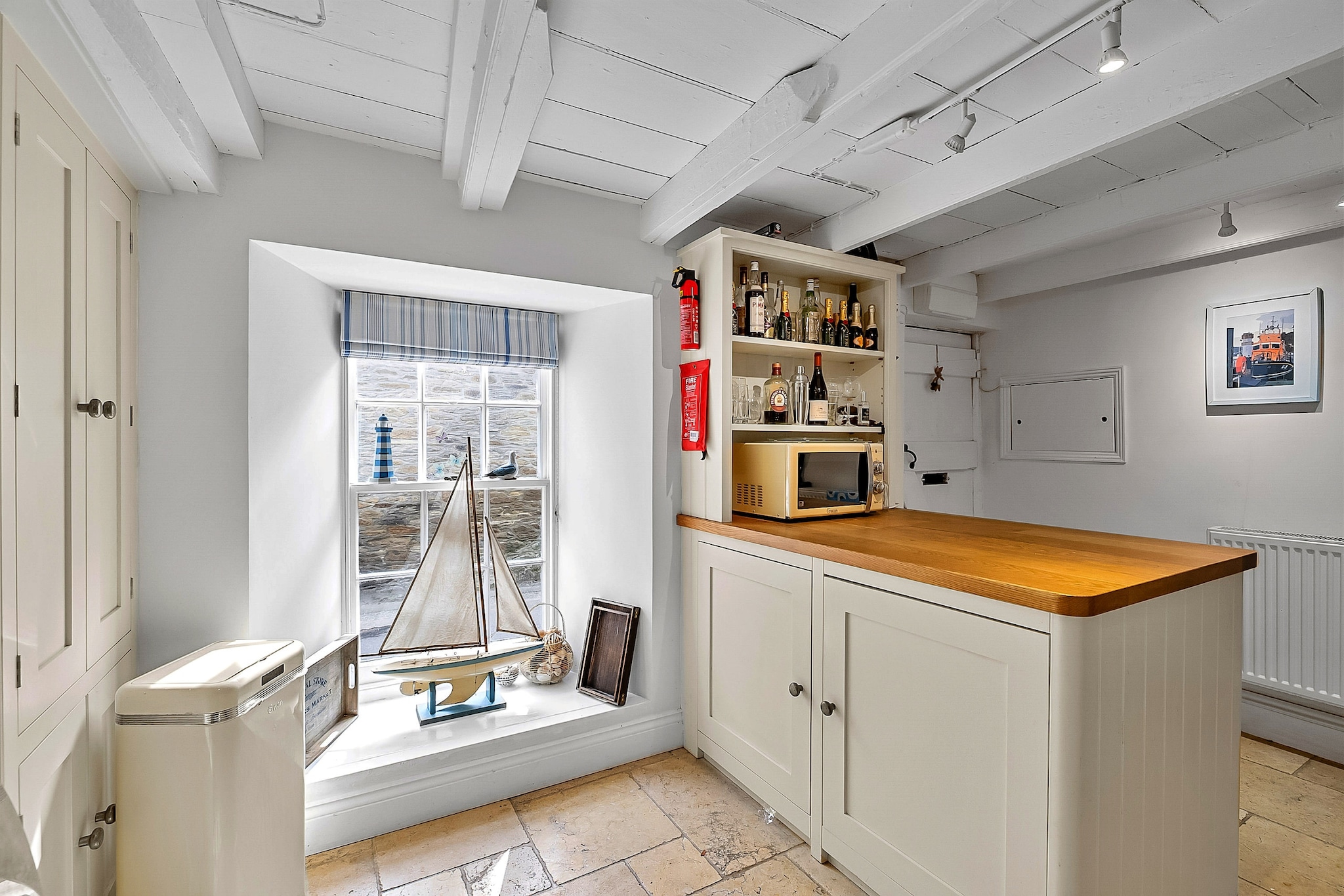 Garden Cottage in Fowey - Kitchen