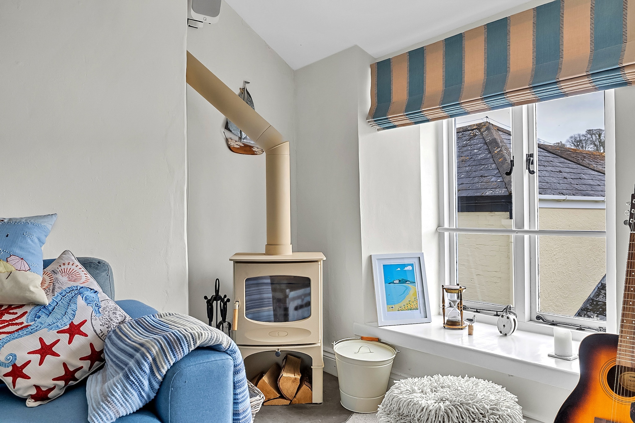 Garden Cottage in Fowey - Living room