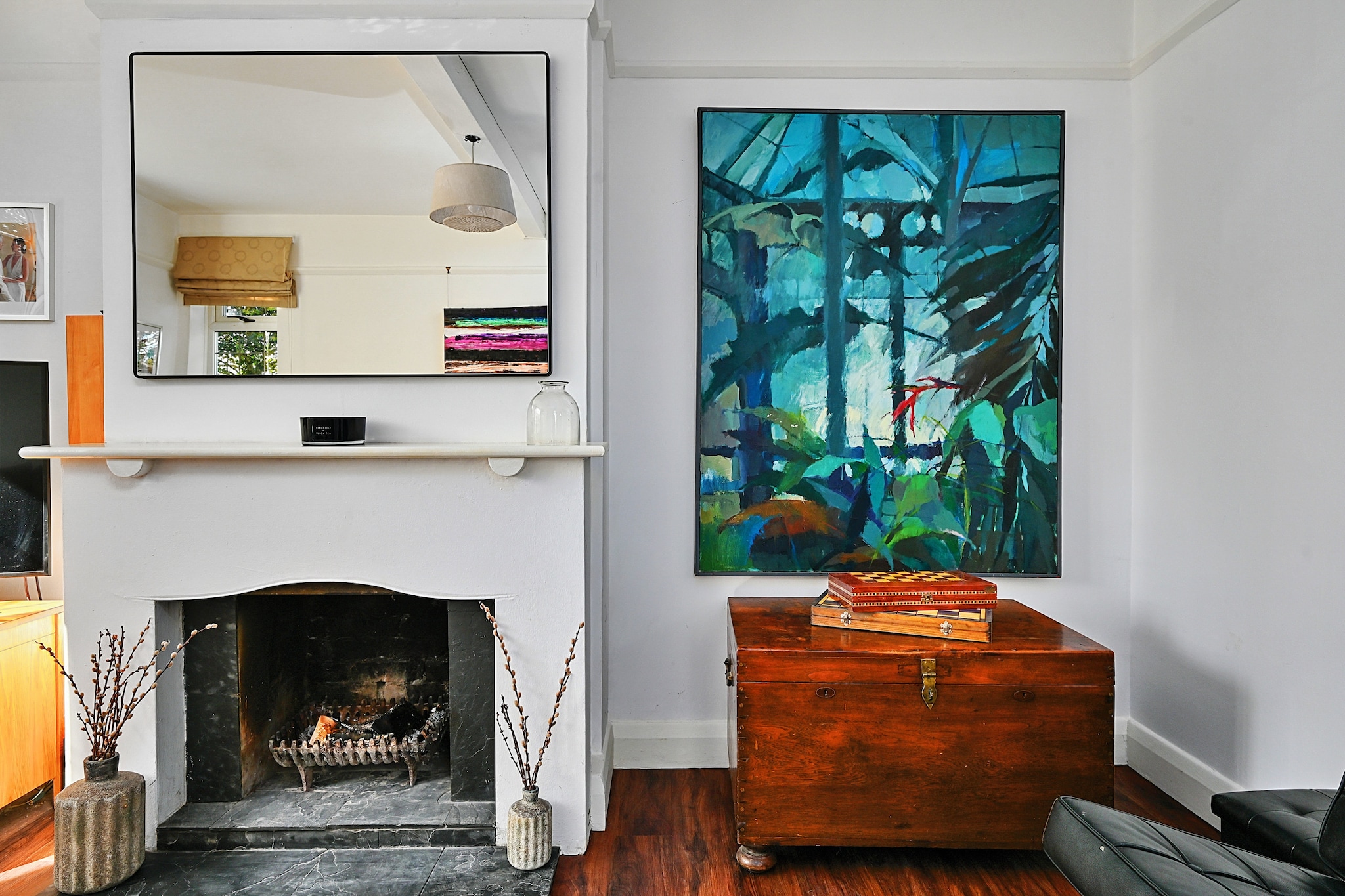 19, South Way - Living room