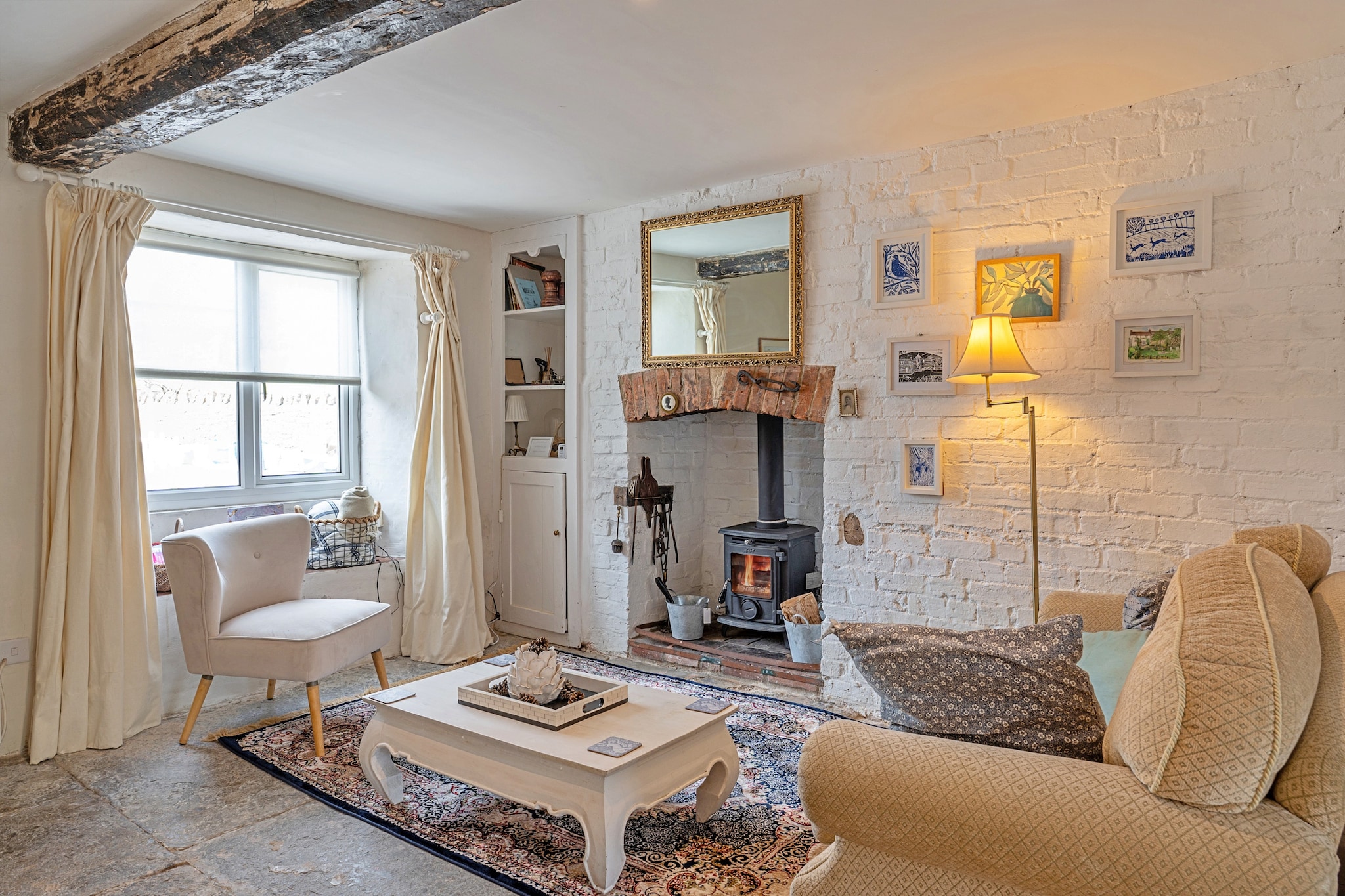 Greenhills Cottage - Living room