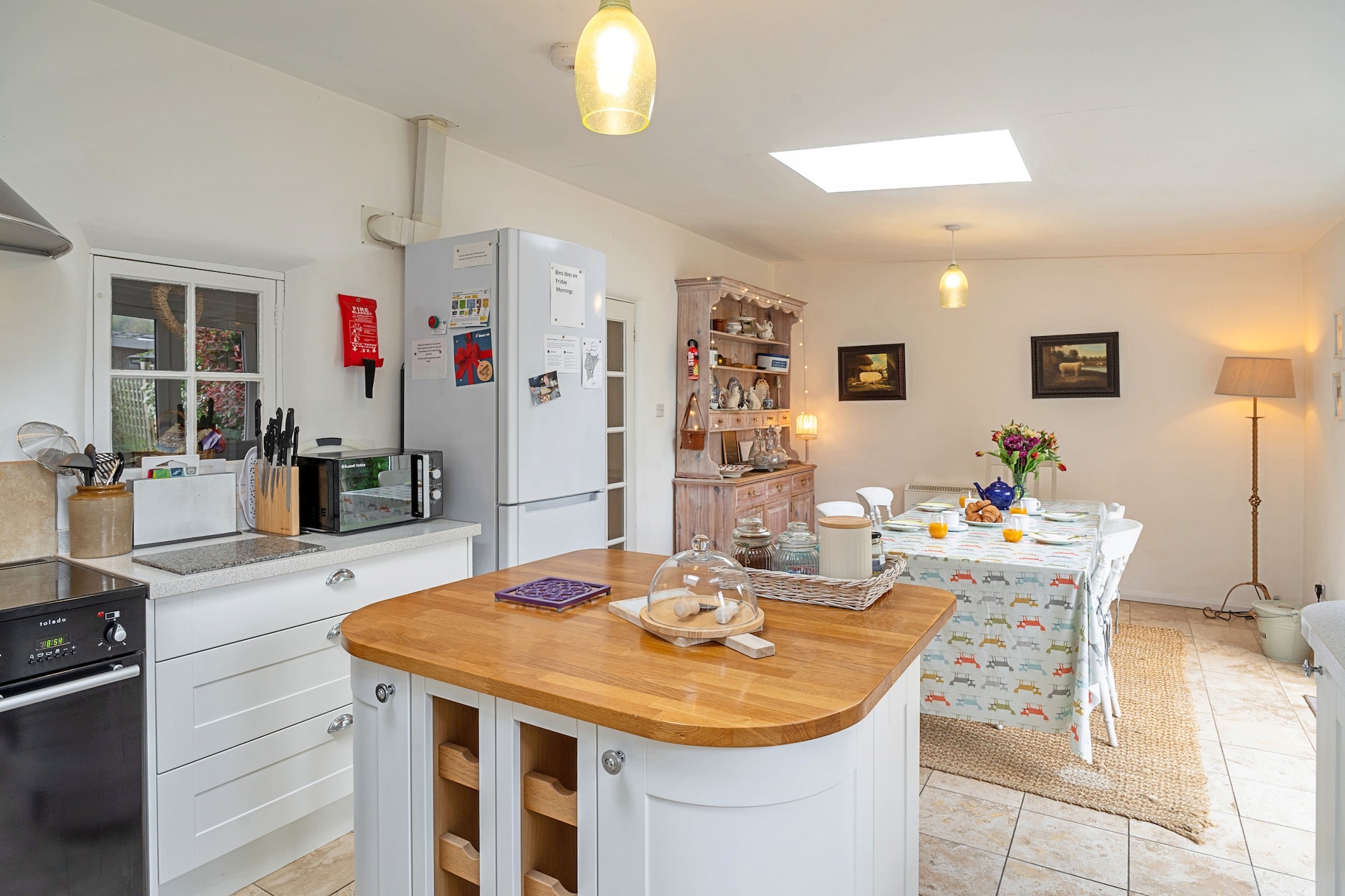 Greenhills Cottage - Dining room