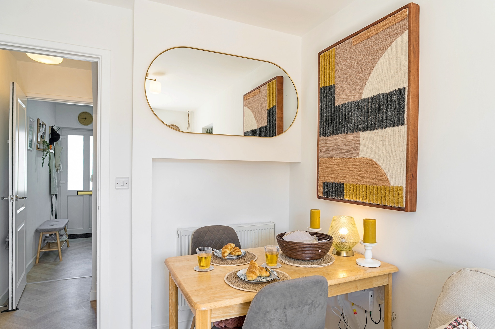 Strand Mews