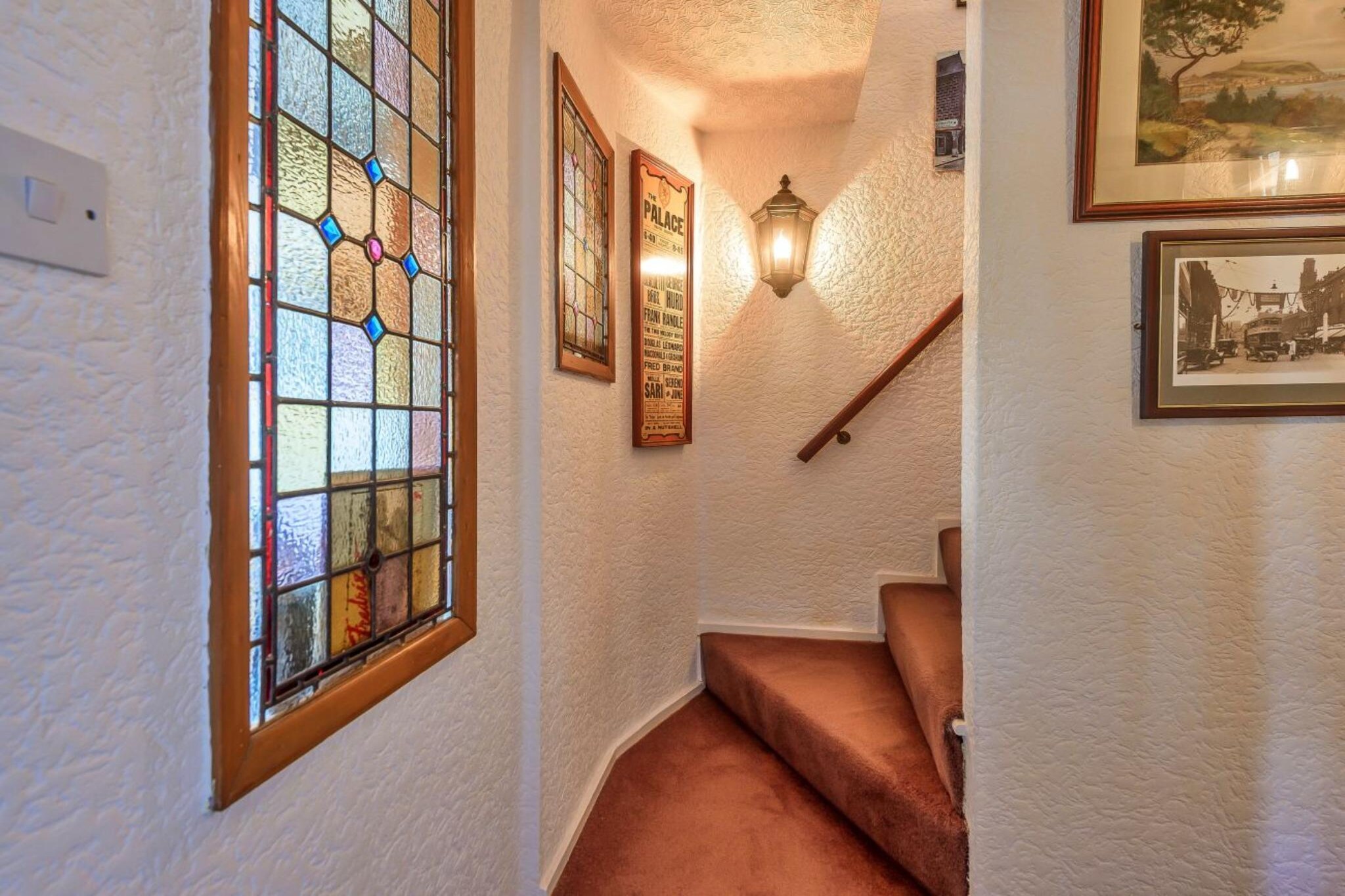 Ukulele Cottage - Stairs