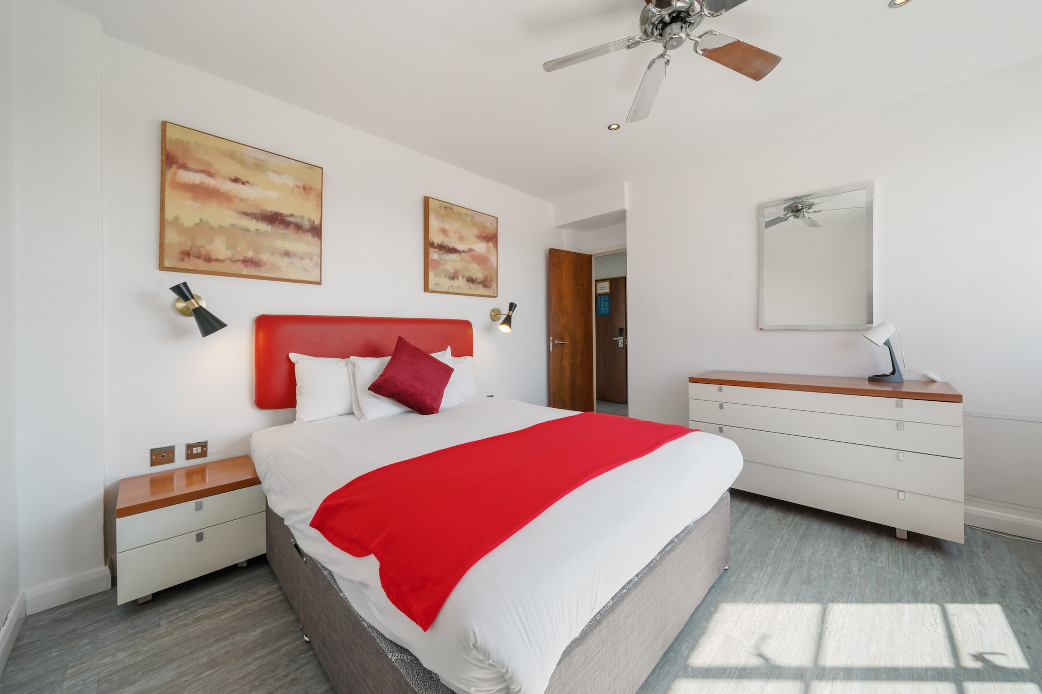 Roland House - Two Bedroom